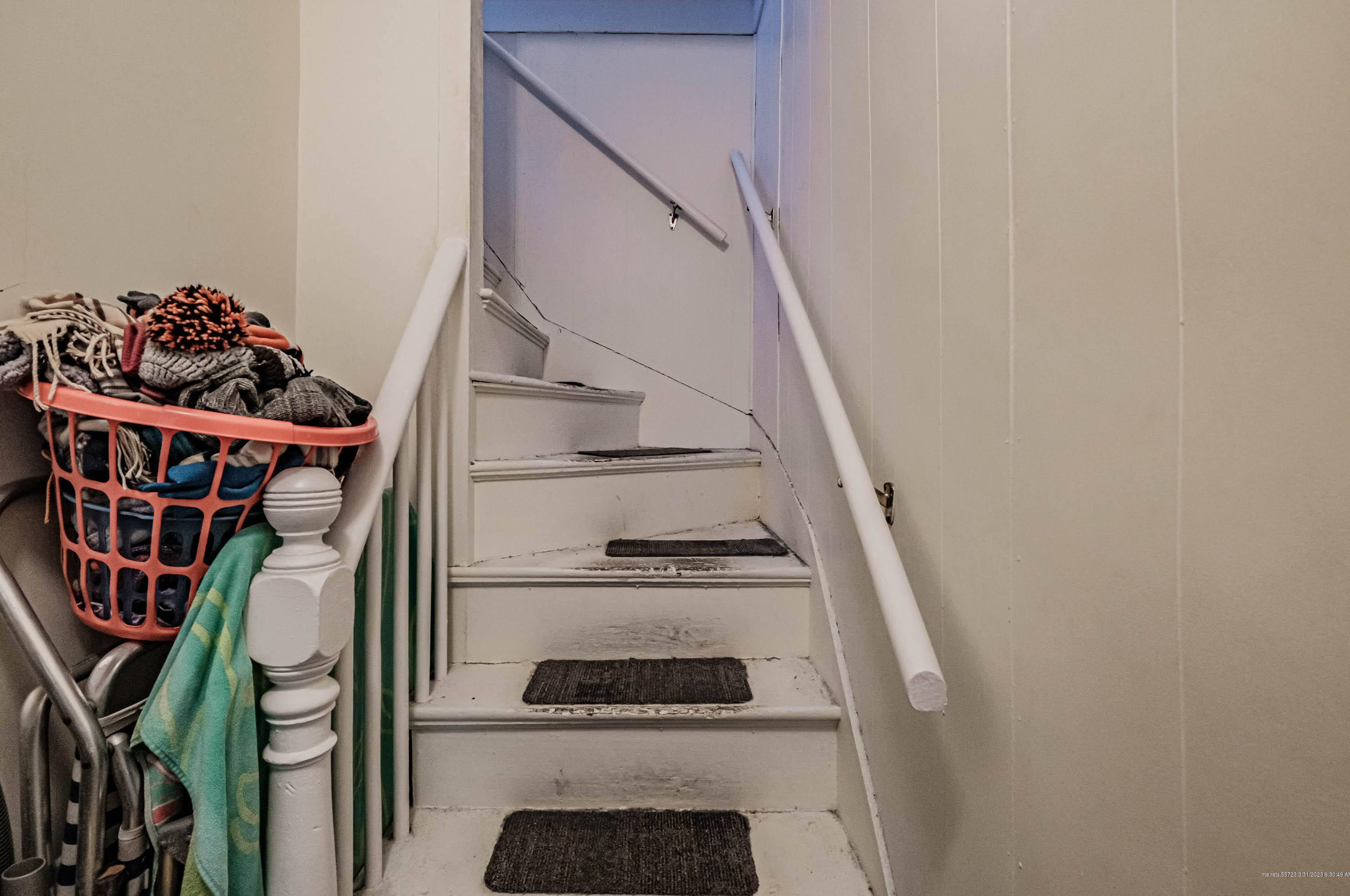 38 Pleasant St, Saco ME 04072-2739 exterior