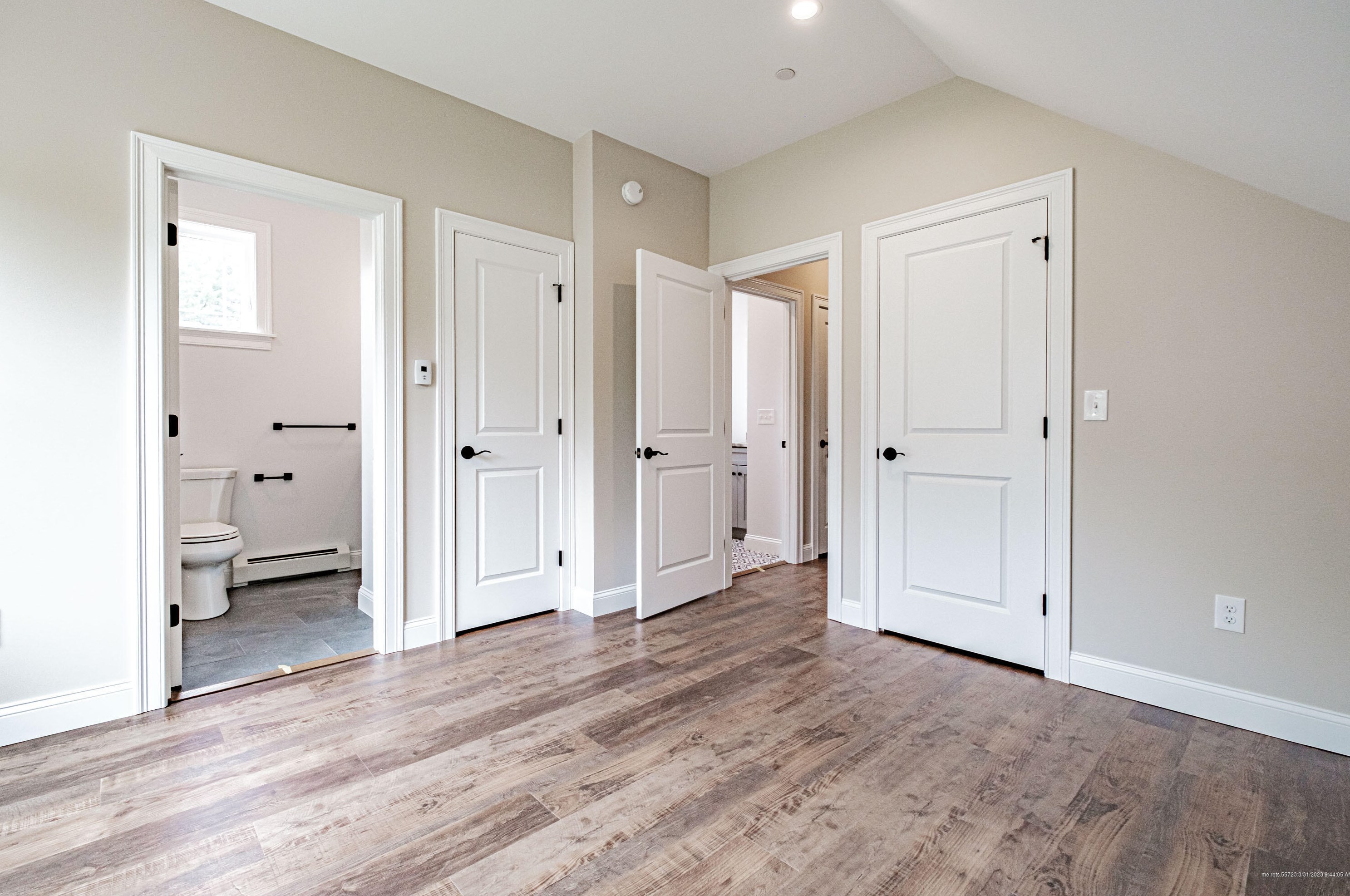 102 Brigham St, Portland ME  04106-3407 exterior