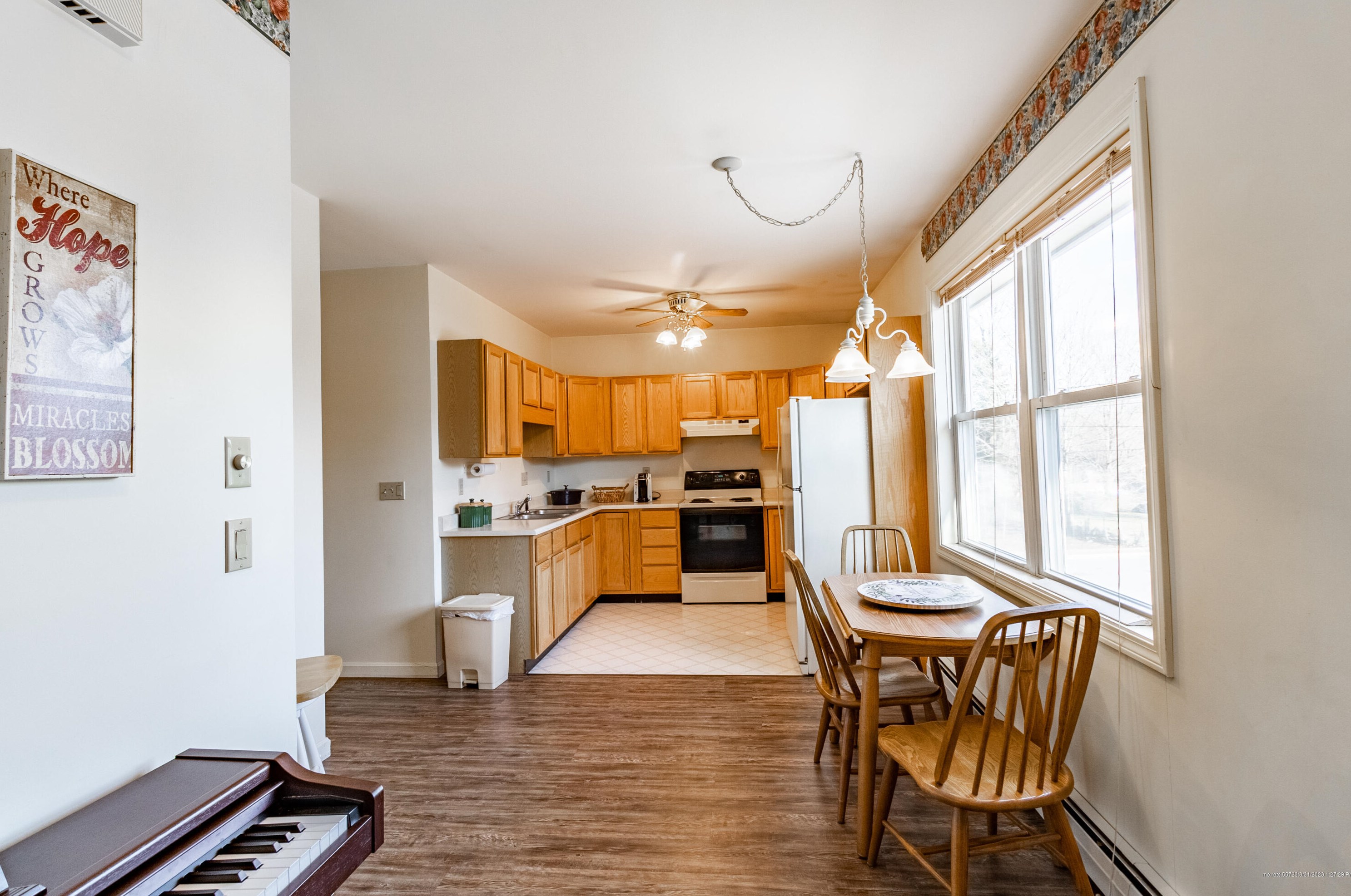 231 Cook St, Auburn ME  04210-5306 exterior