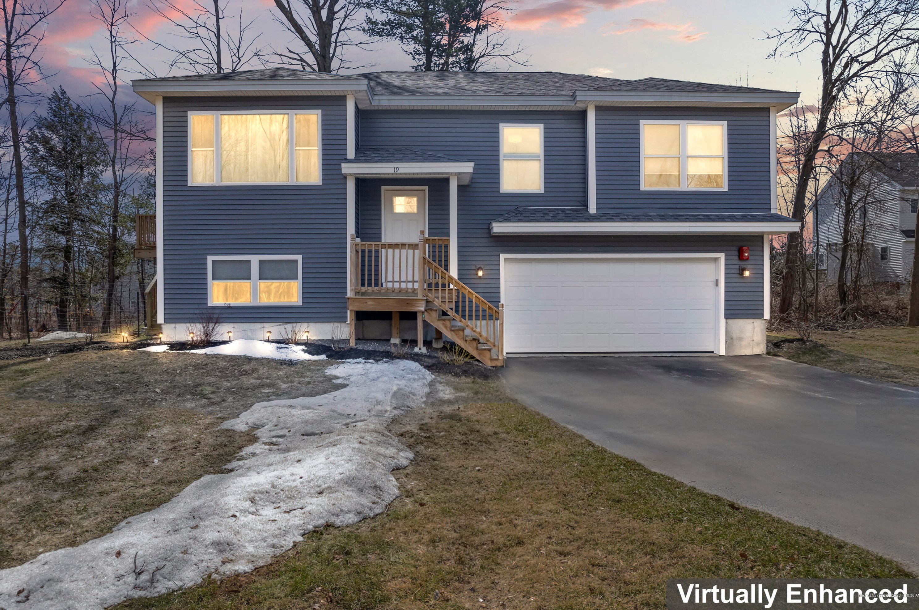19 Ridgeway Ave, Gorham, ME 04038 exterior