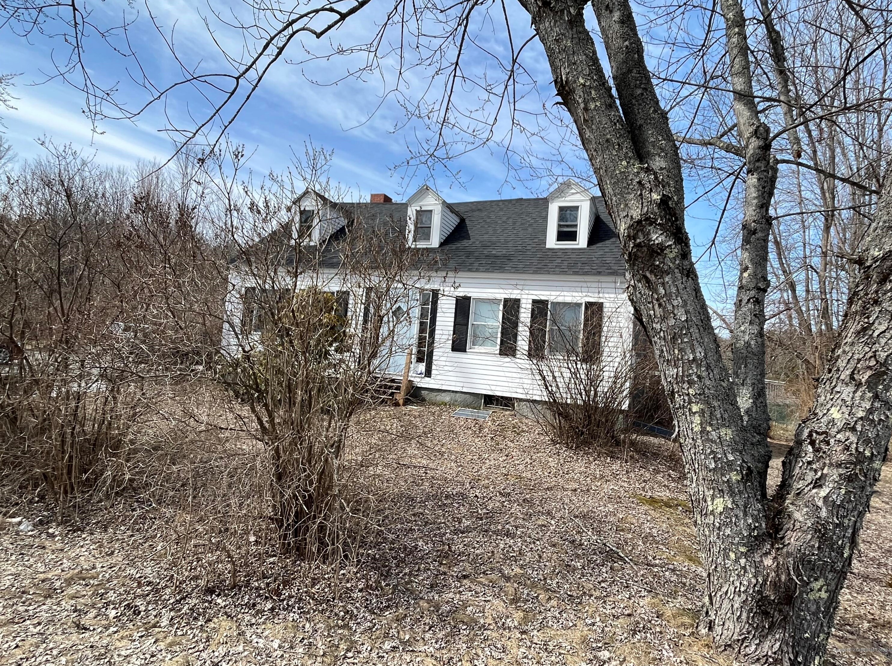 923 Hallowell Litchfield Rd, Pittston, ME 04345