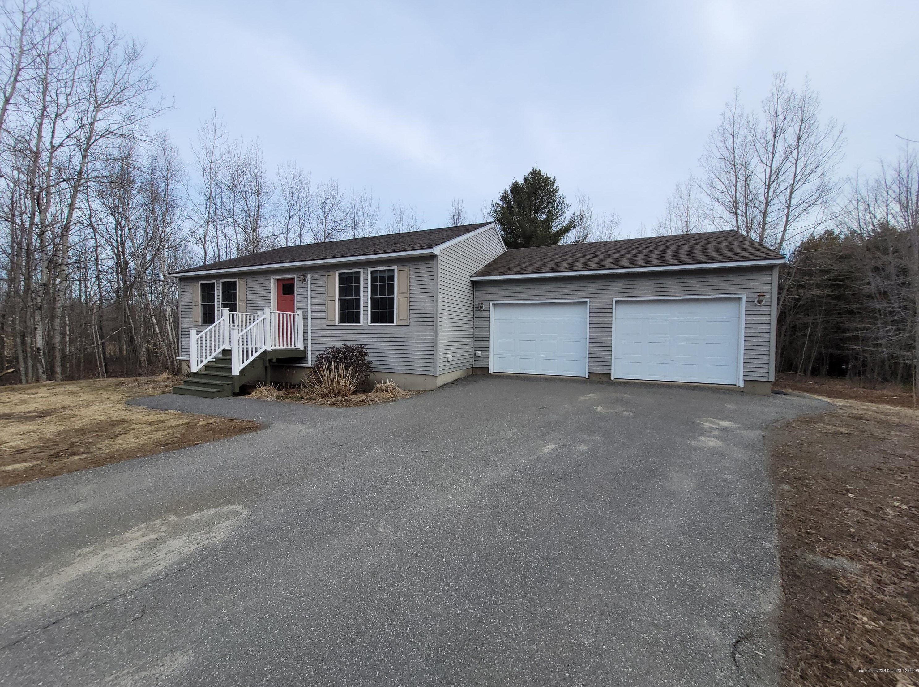 89 Benjamins Way, Bangor, ME 04401 exterior