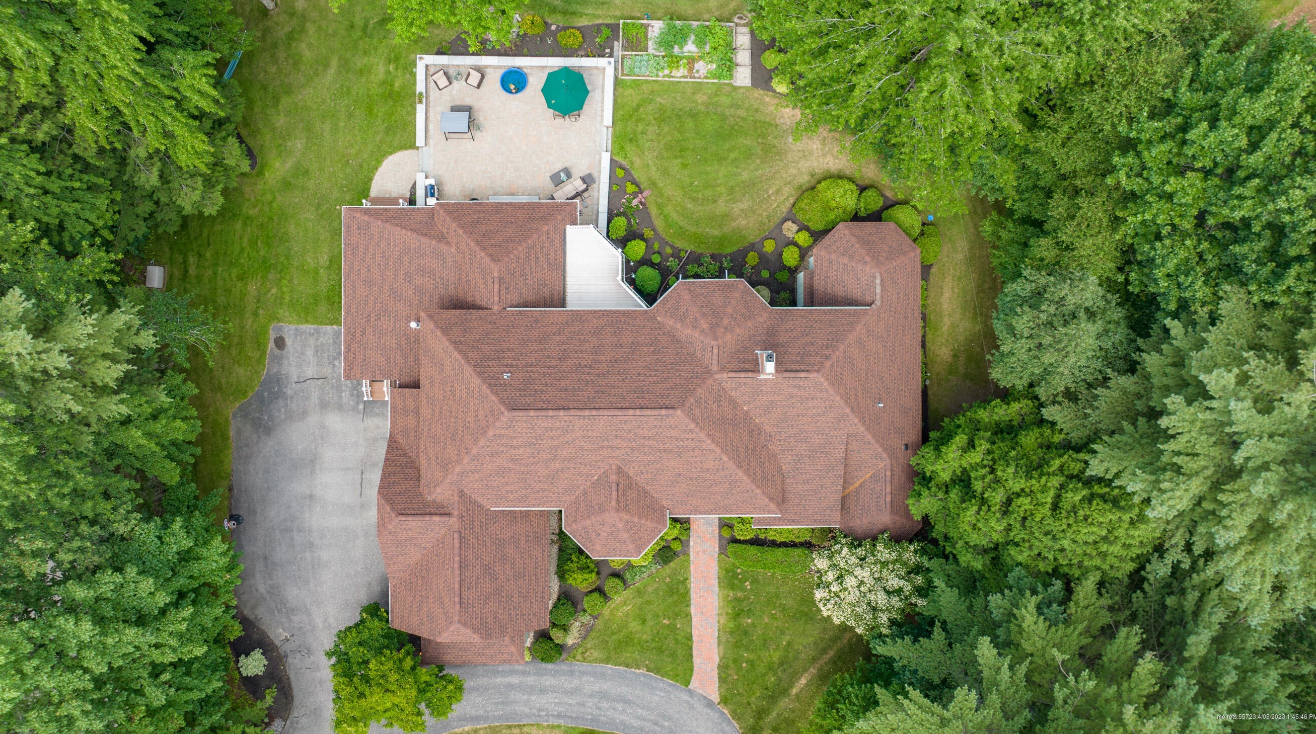 6 Baltusrol Cir, Portland ME  04105-1100 exterior