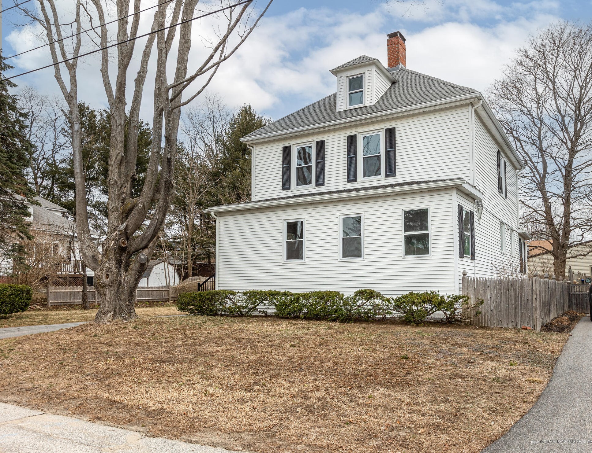 36 Cornell St, Portland ME  04106-6147 exterior