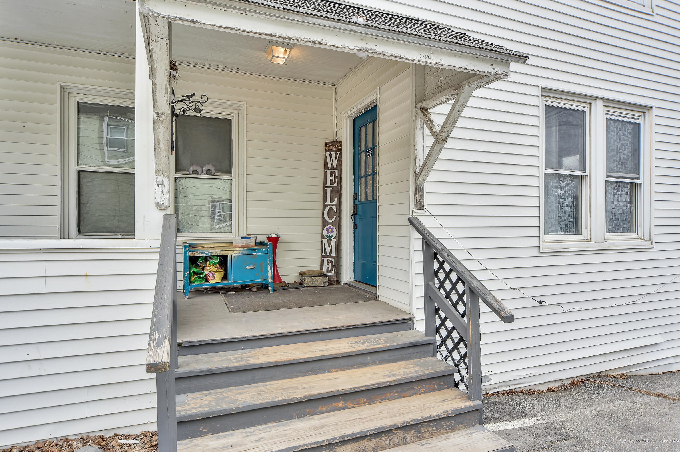 18 Maple St, Fairfield, ME 04937