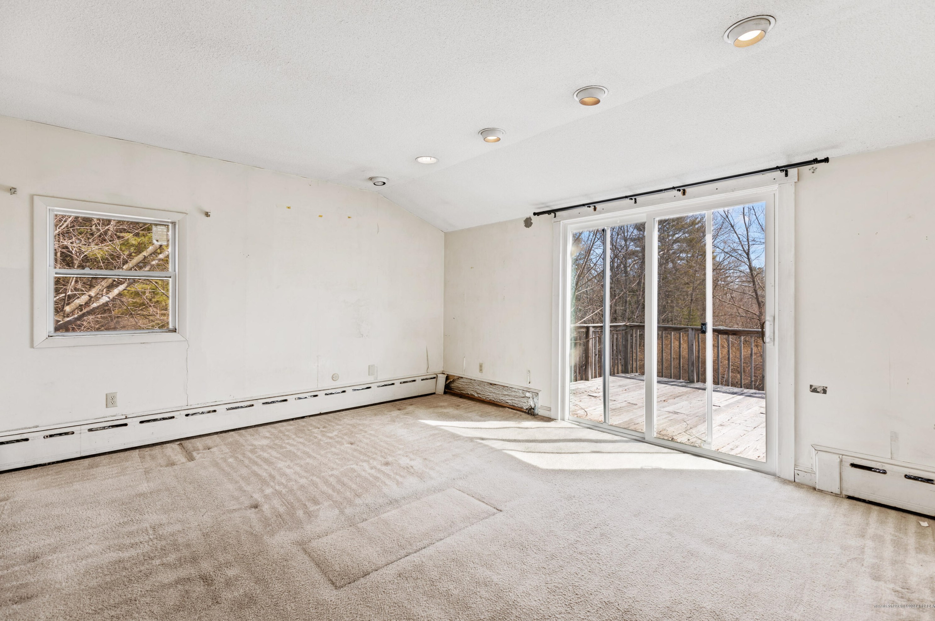 9 West Cir, Portland ME  04105-1110 exterior