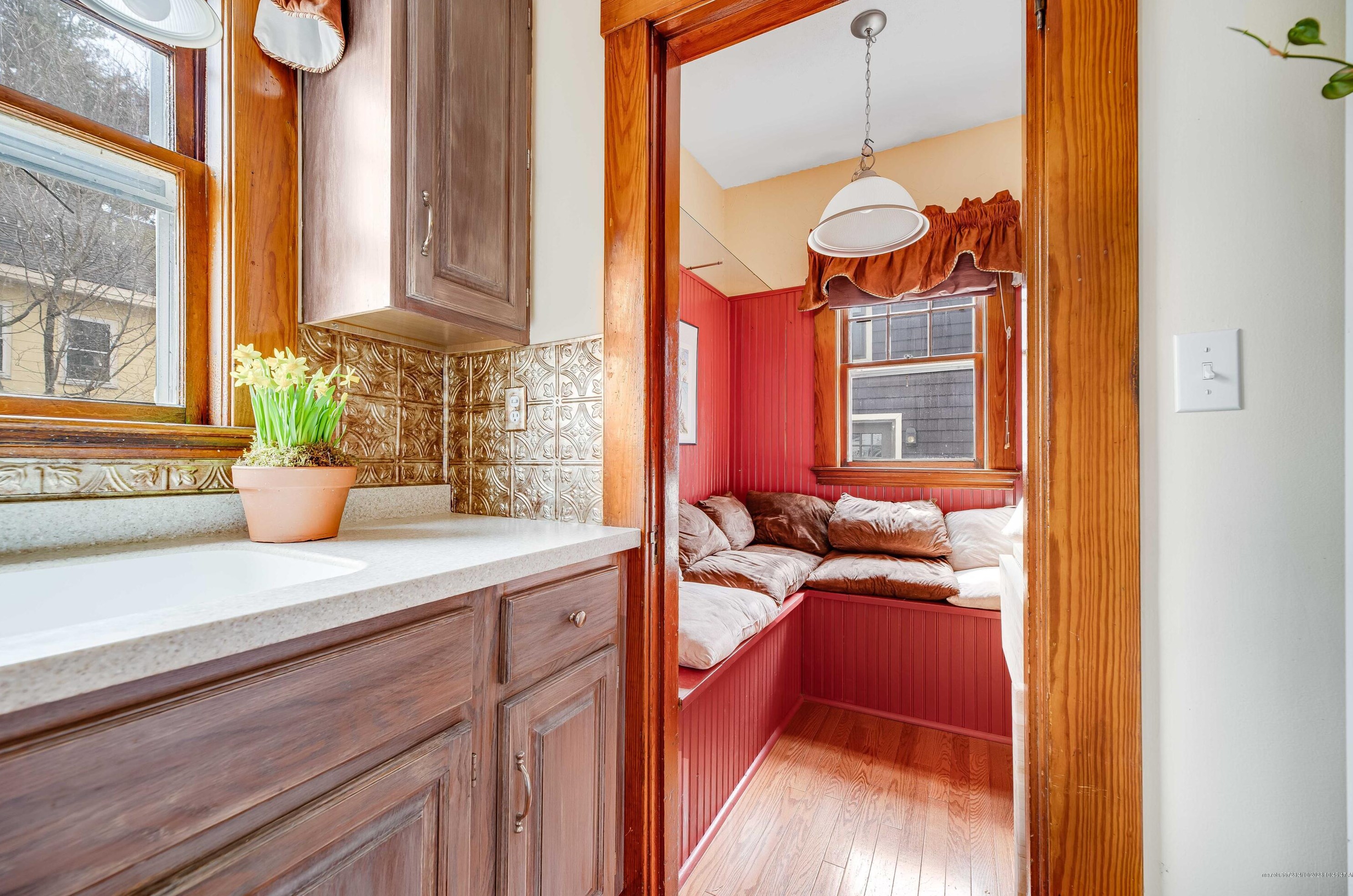 78 Palm St, Bangor, ME 04401-4020