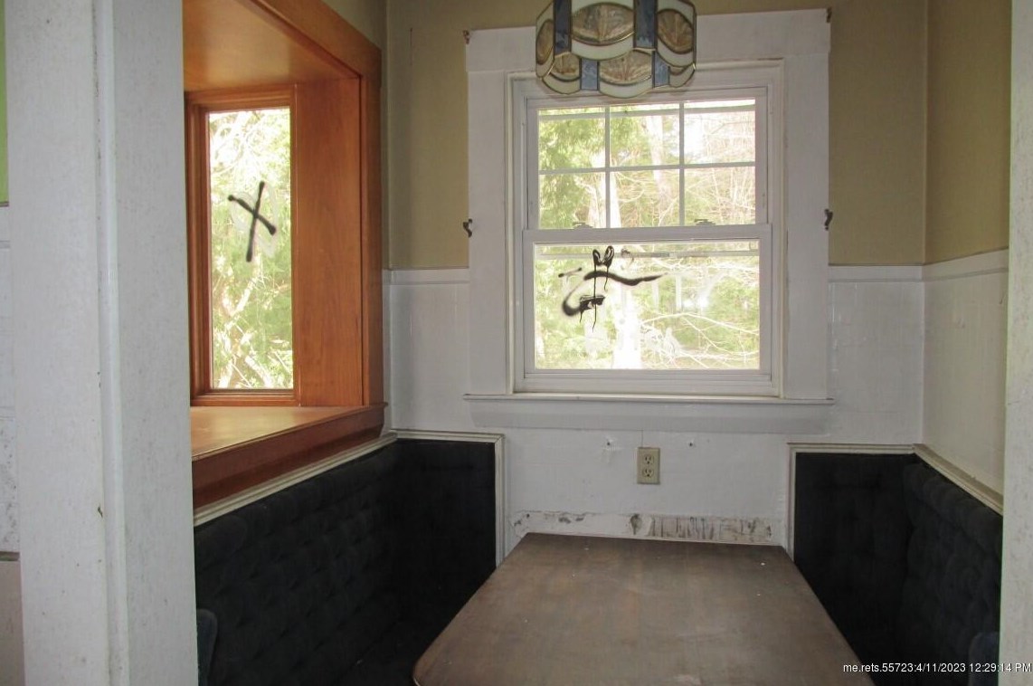 228 Winter St, Auburn ME  04210-5144 exterior