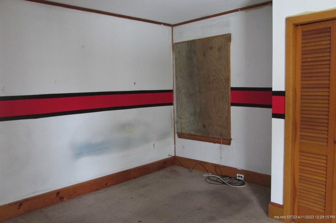 228 Winter St, Auburn ME  04210-5144 exterior