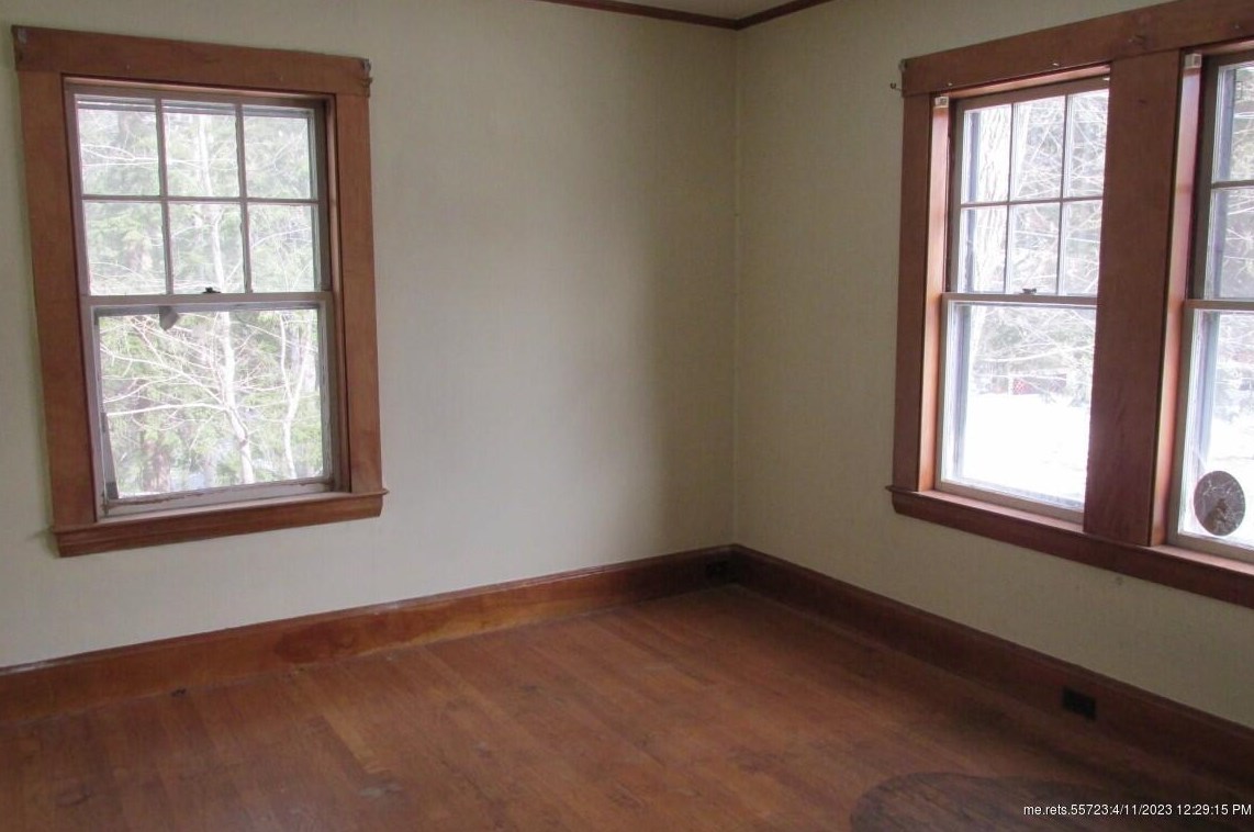 228 Winter St, Auburn ME  04210-5144 exterior