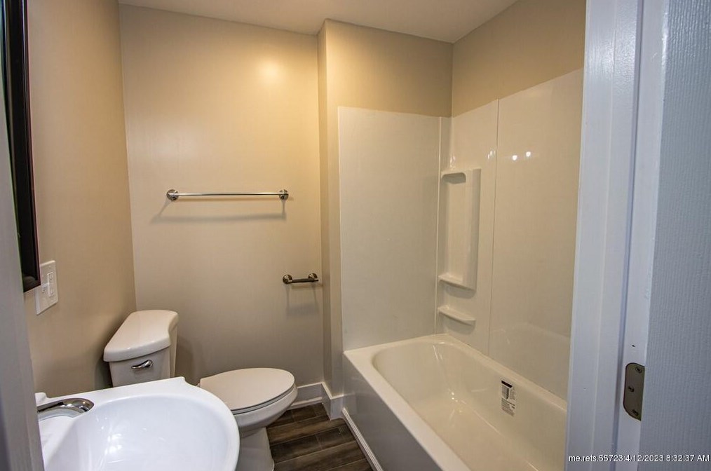 163 7th St, Bangor ME  04401-5924 exterior
