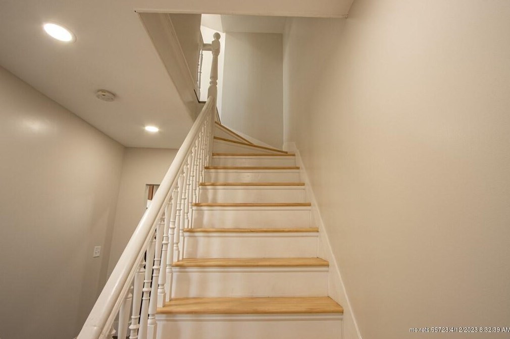 163 7th St, Bangor ME  04401-5924 exterior