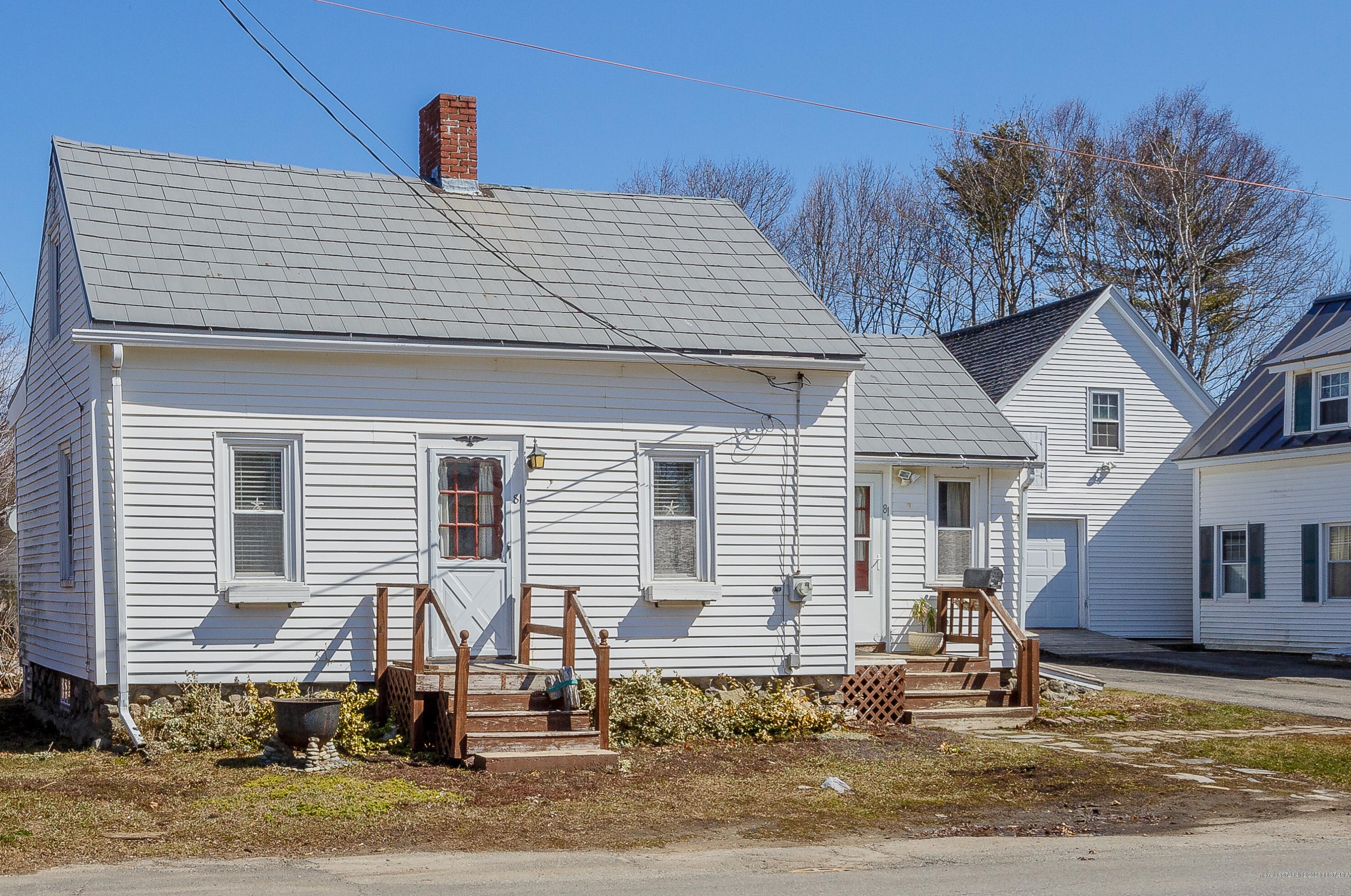 81 Rankin St, Rockland, ME 04841