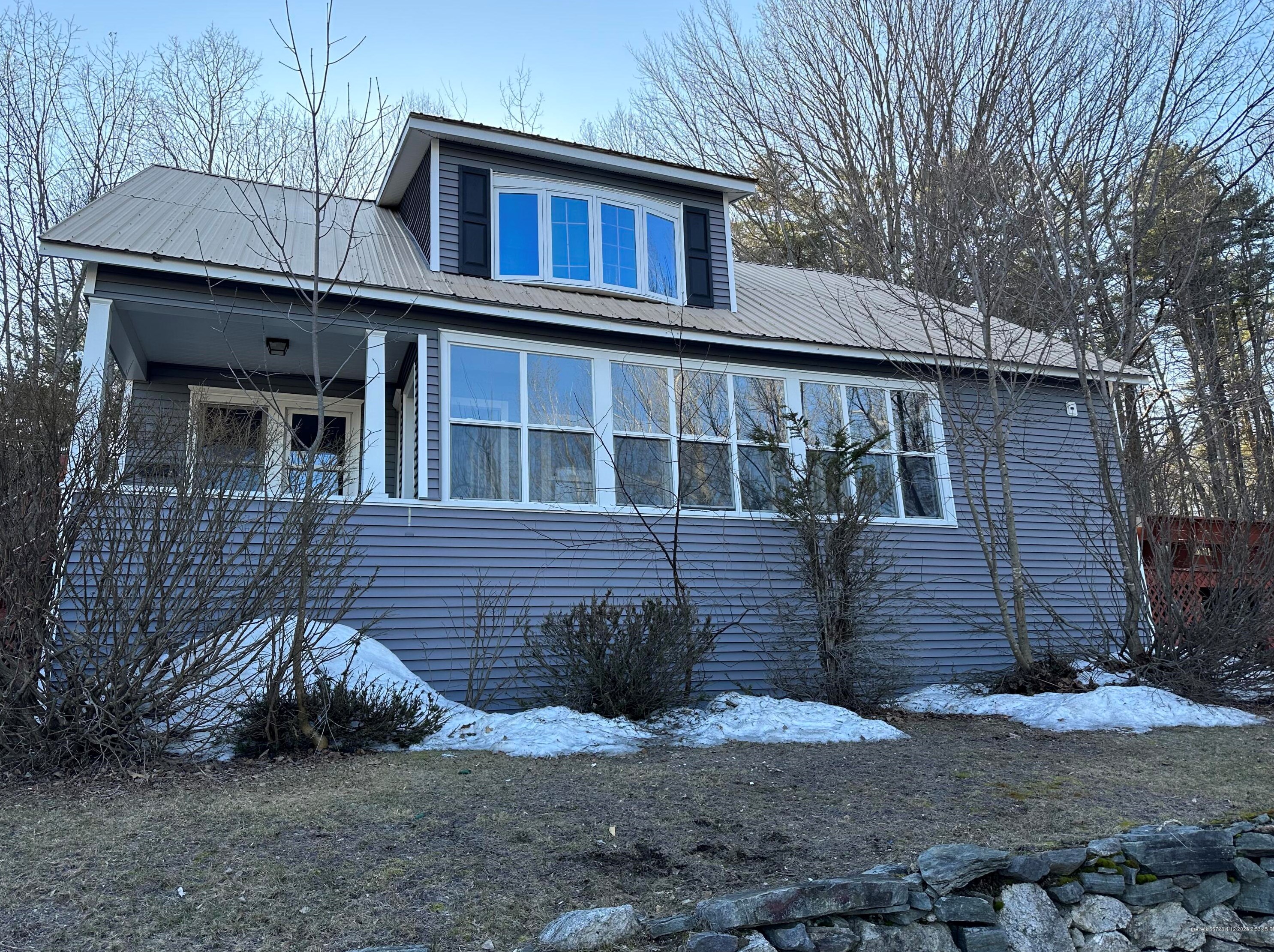 9 Hillside Ave, South Paris, ME 04281