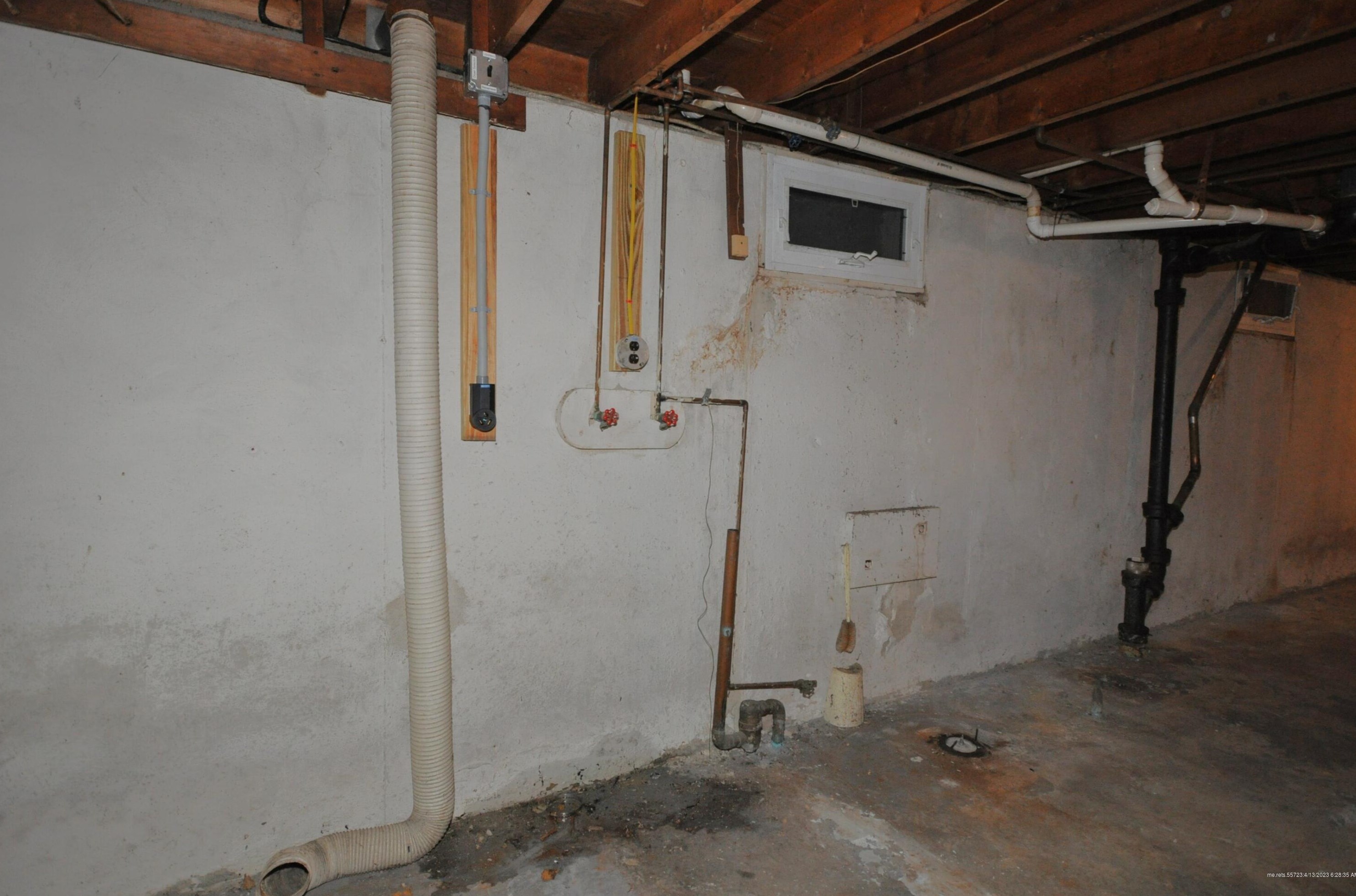 21 Dartmouth St, Old Town ME  04468-1815 exterior