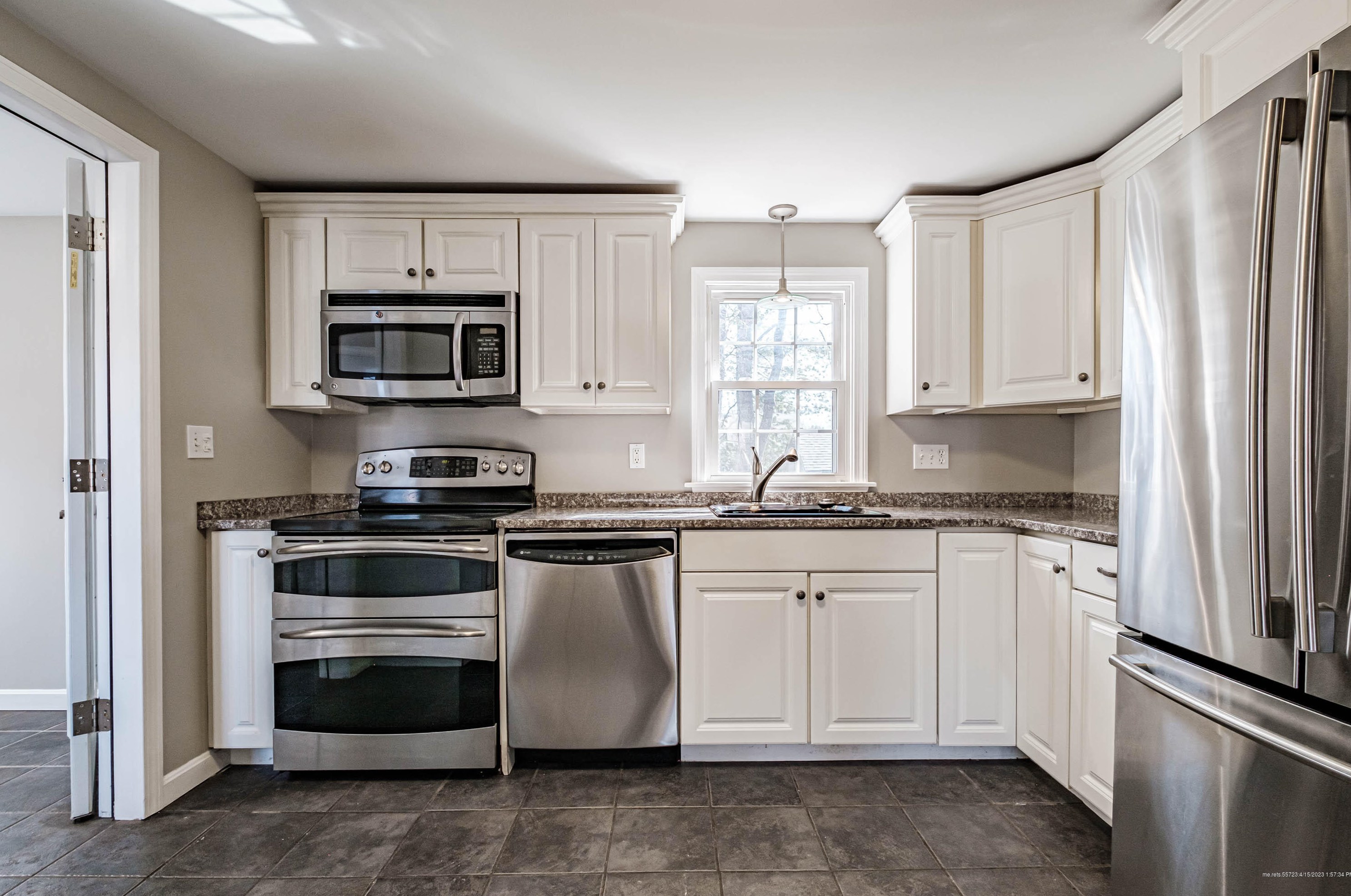 160 Fellows St, Portland ME  04106-3352 exterior