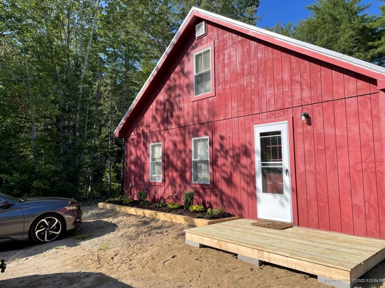693 Woodmans Mill Rd, Searsmont, ME 04973