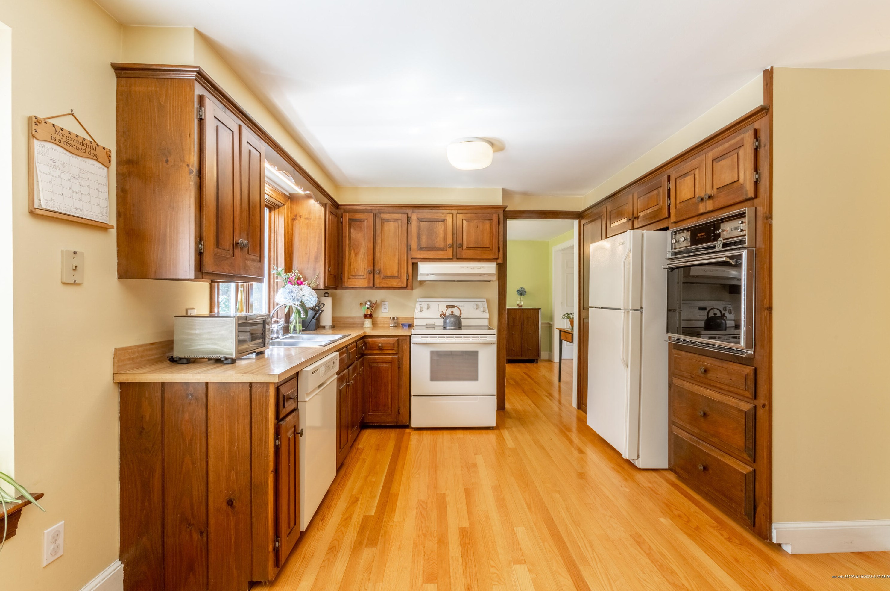 21 Bayview Ter, Saco ME  04072-1750 exterior