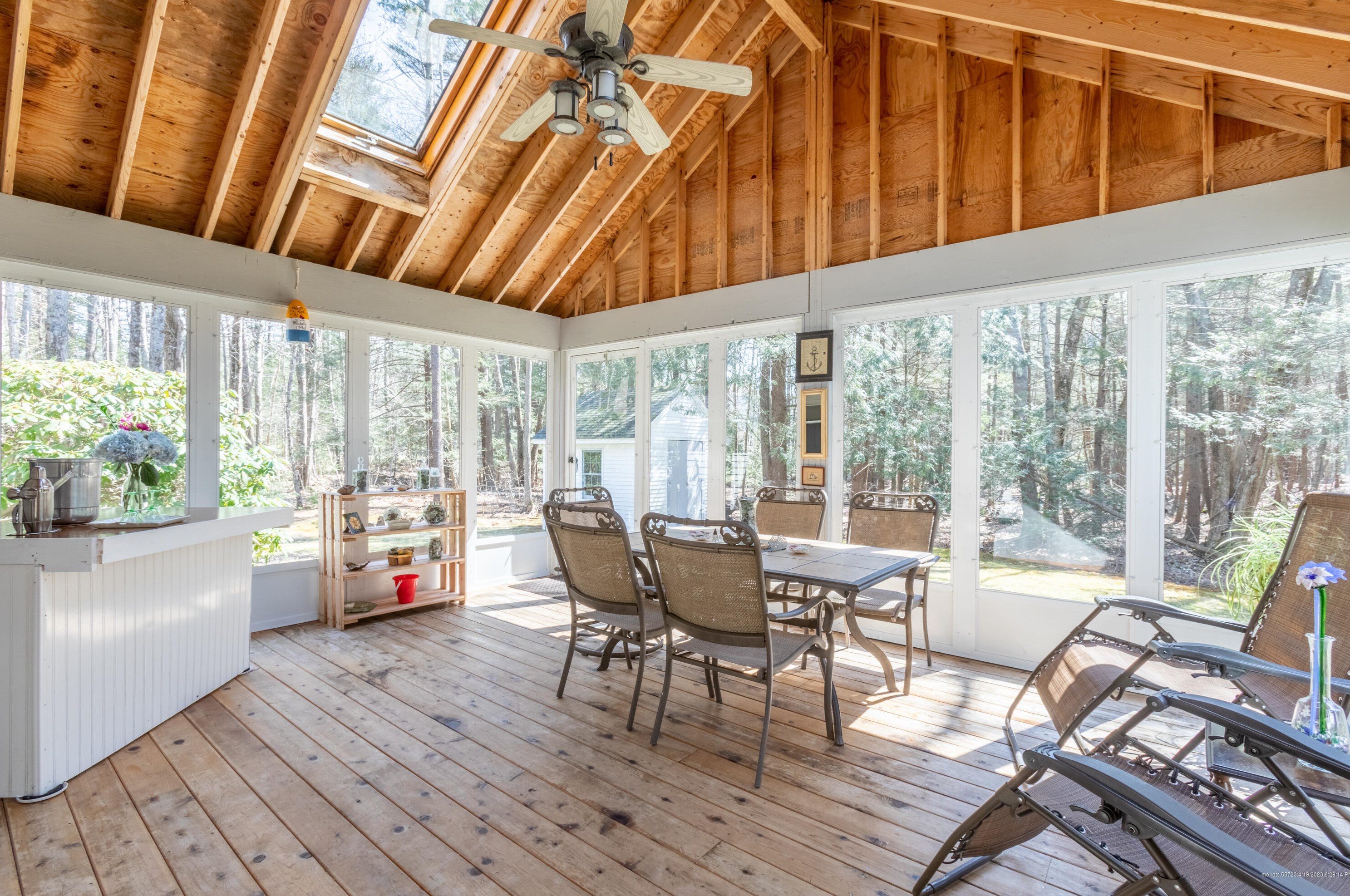 21 Bayview Ter, Saco ME  04072-1750 exterior