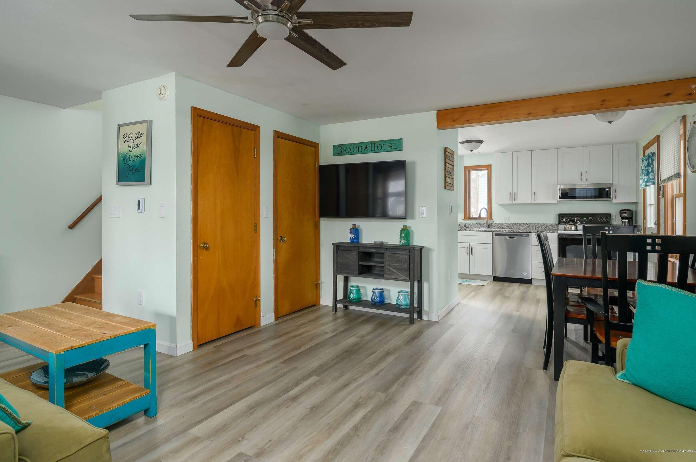 11 Oceanside Ave E, York, ME 03909