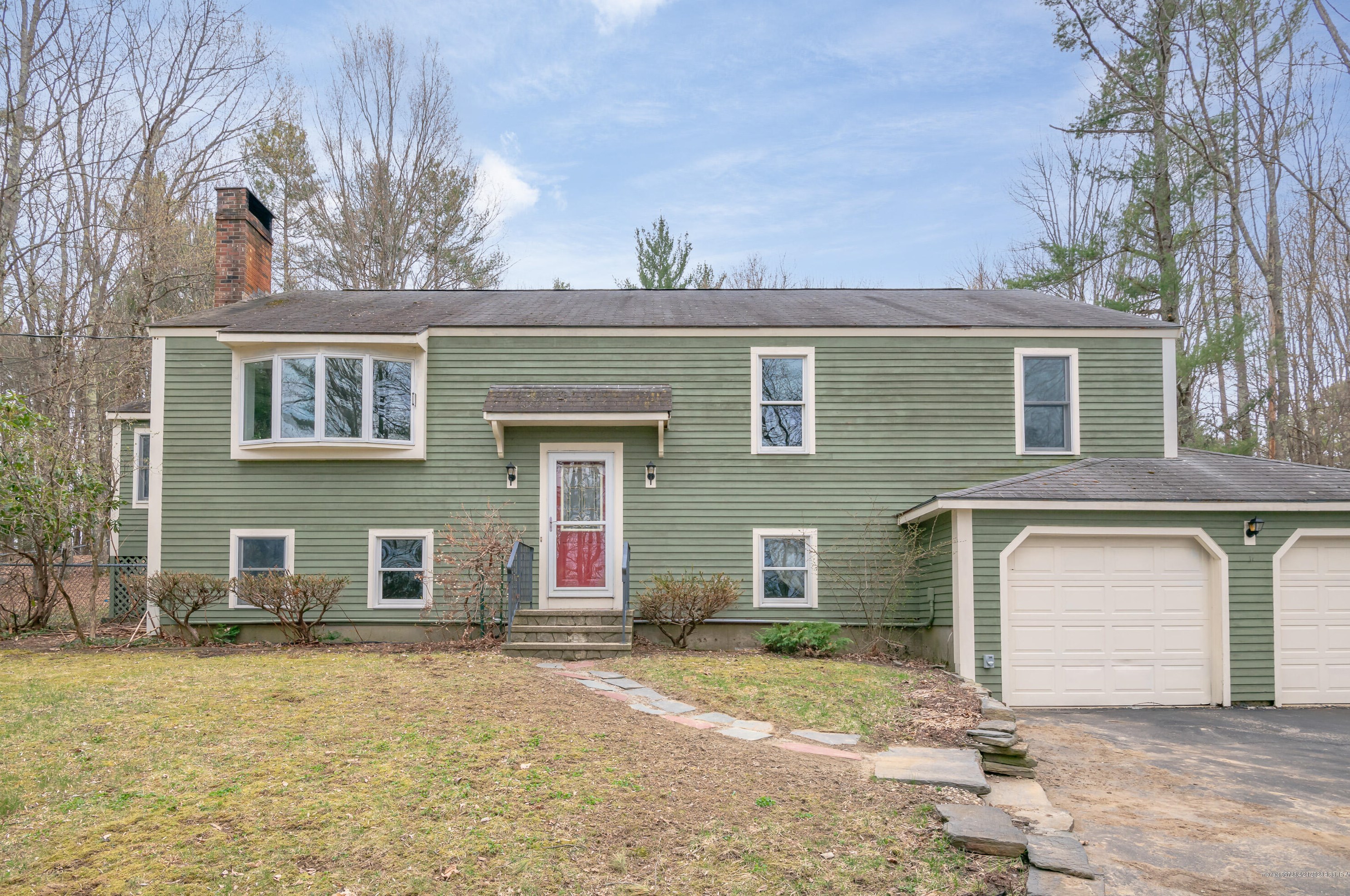 3 Wilson Ln, Saco, ME 04072