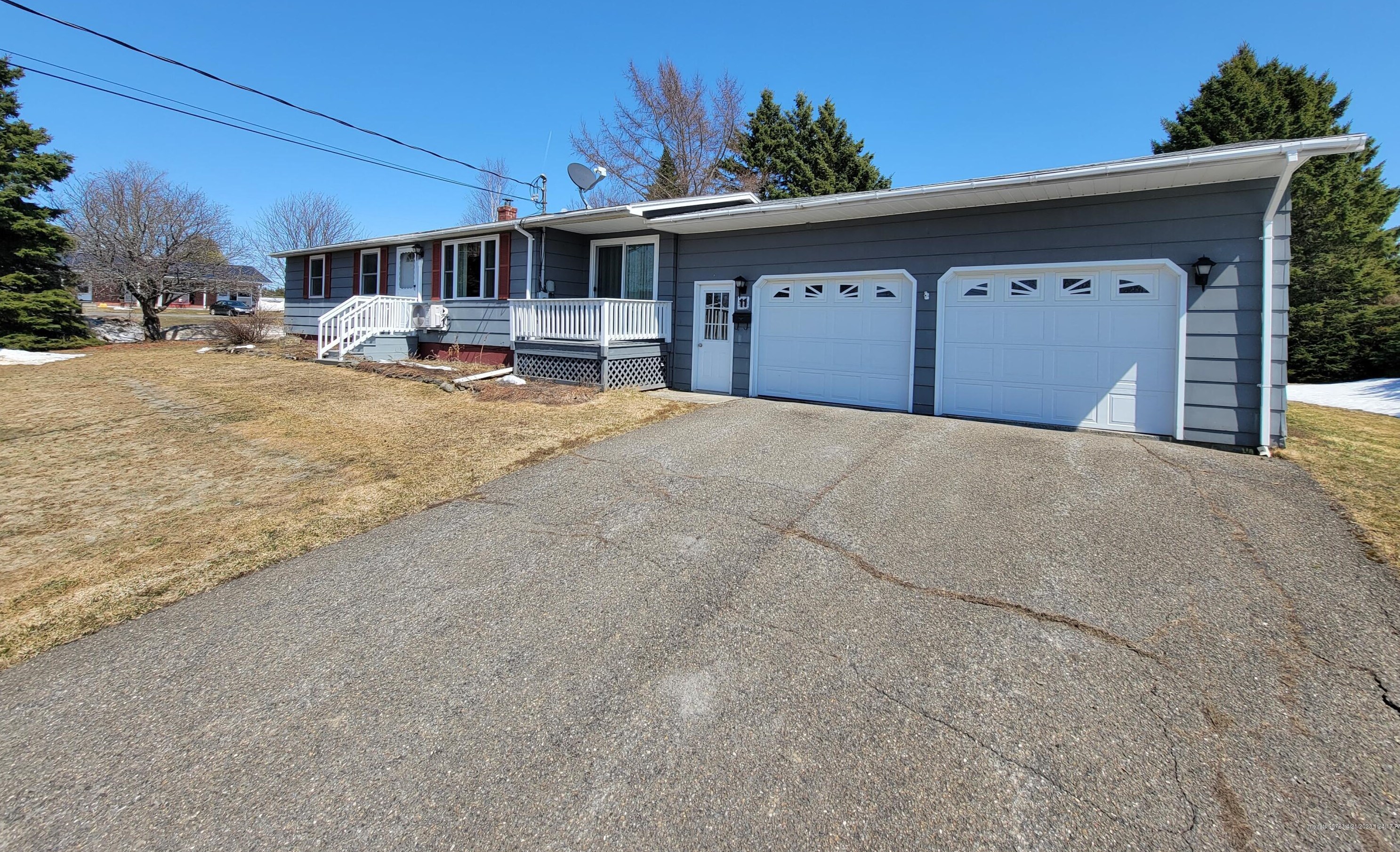 11 Strawberry Bank Rd, Presque Isle, ME 04769