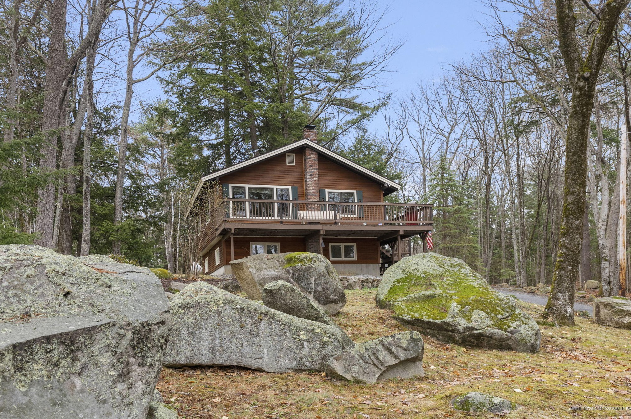 28 Scenic View Dr, Naples, ME 04055