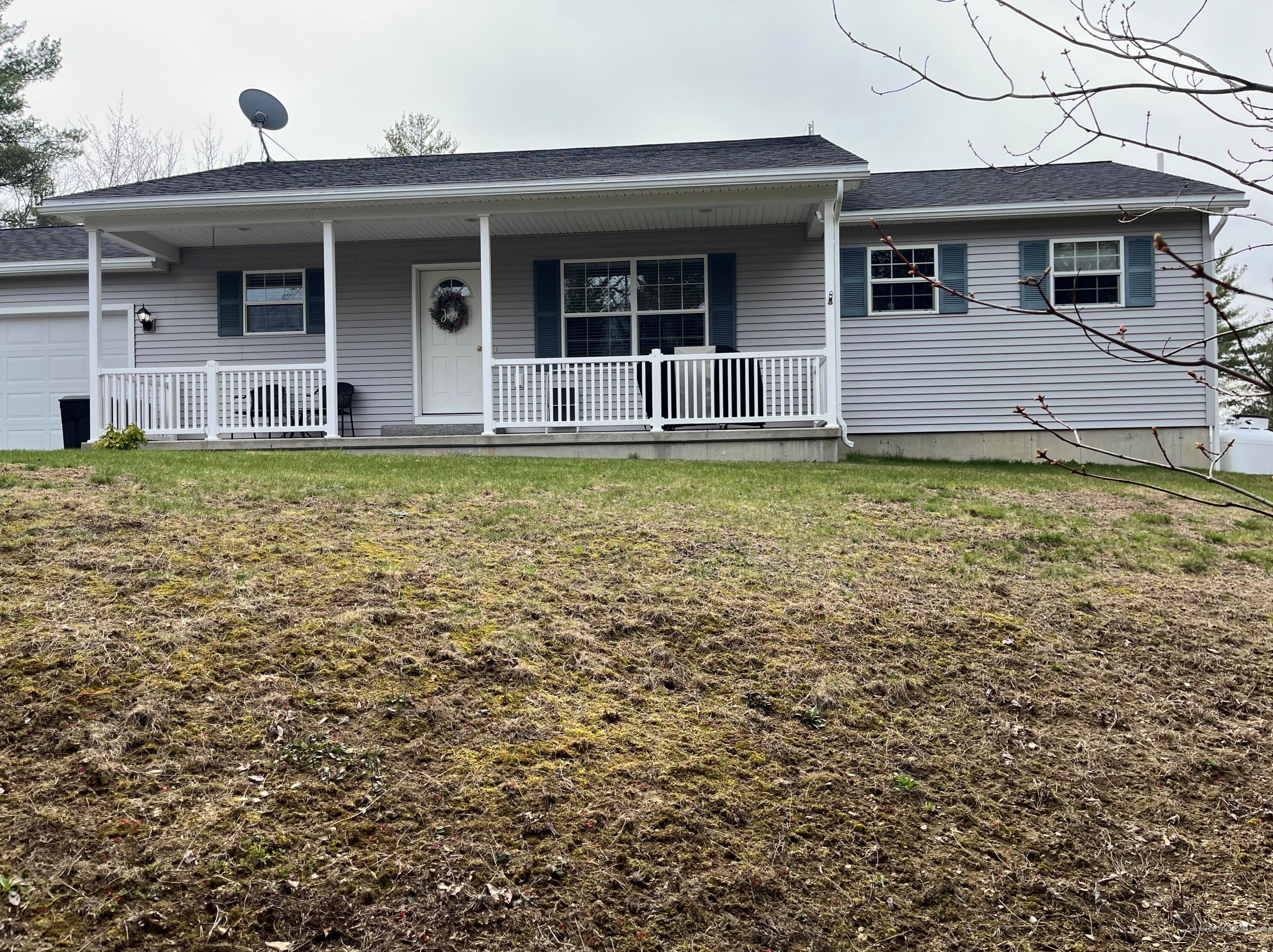 48 Pendleton Dr, Bangor, ME 04401