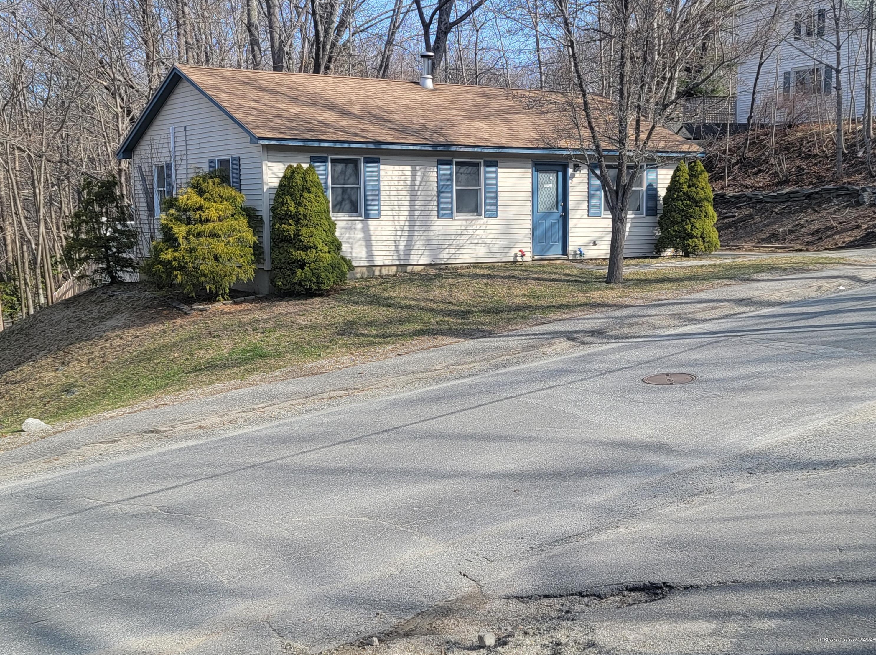 36 Washington St, Waltham, ME 04605