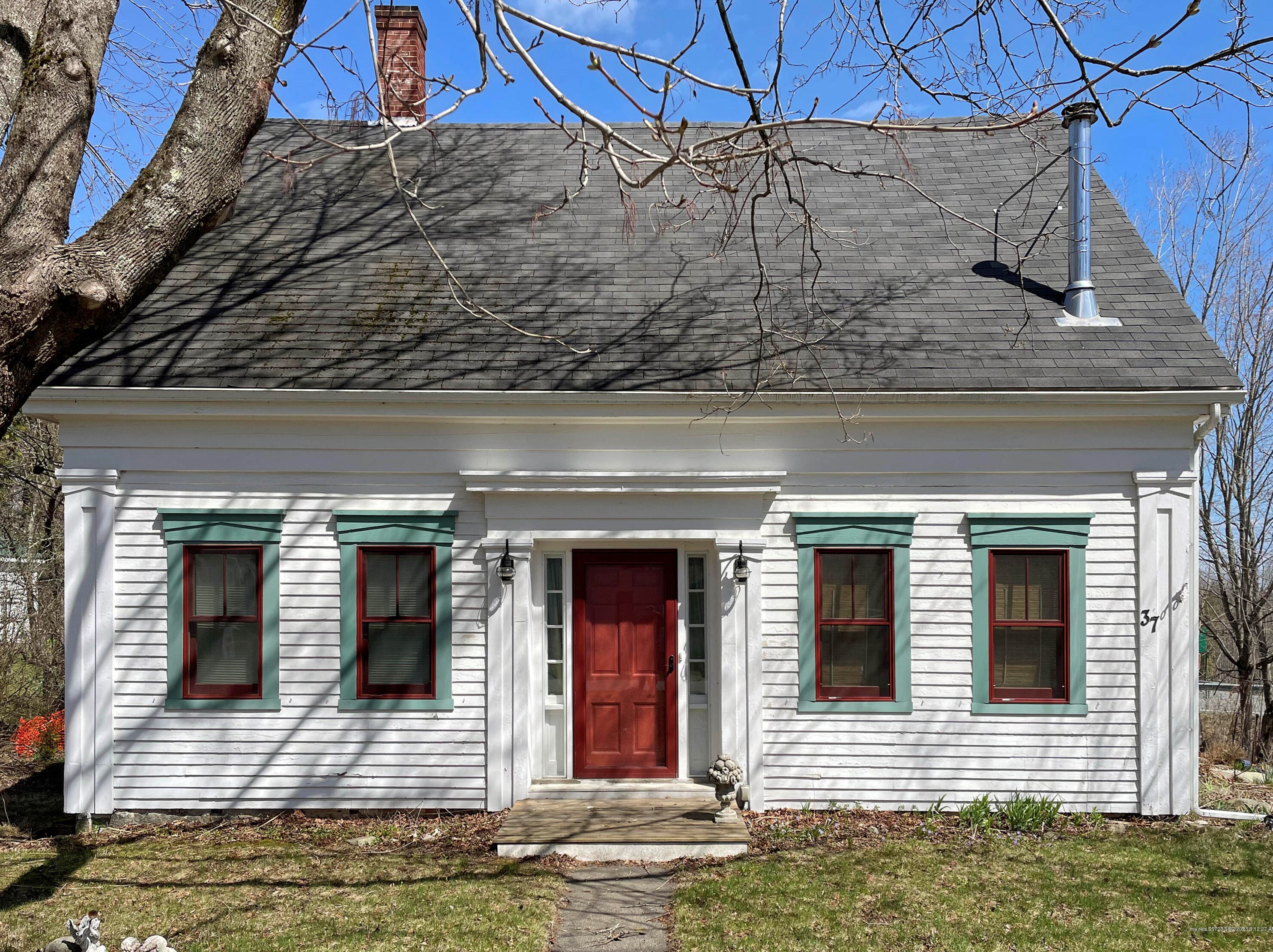 37 Church St, Prospect, ME 04981