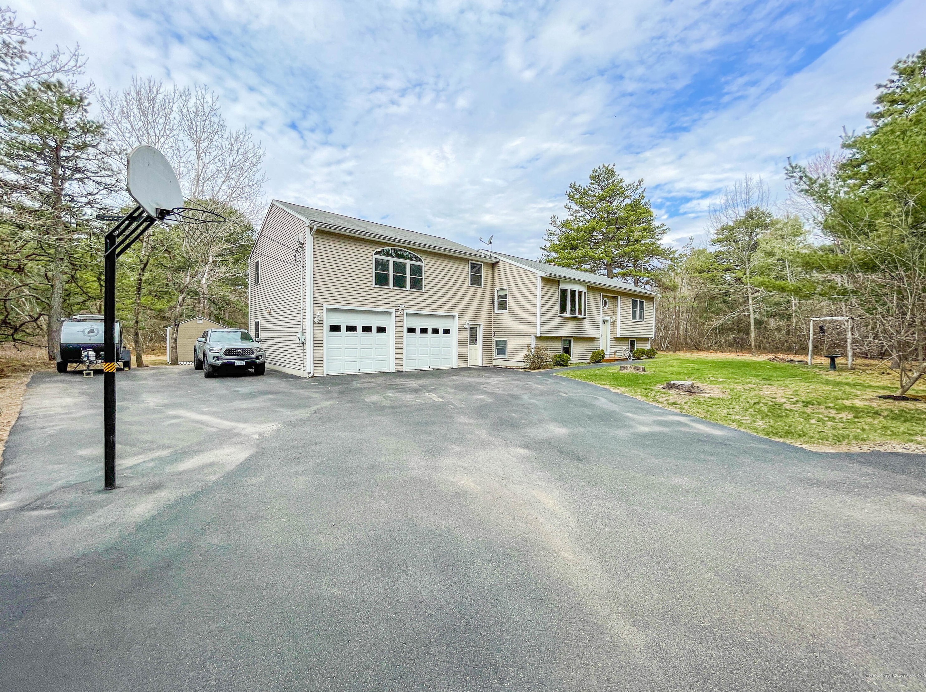 33 Lower Tarbox Rd, Hollis Center, ME 04042 exterior