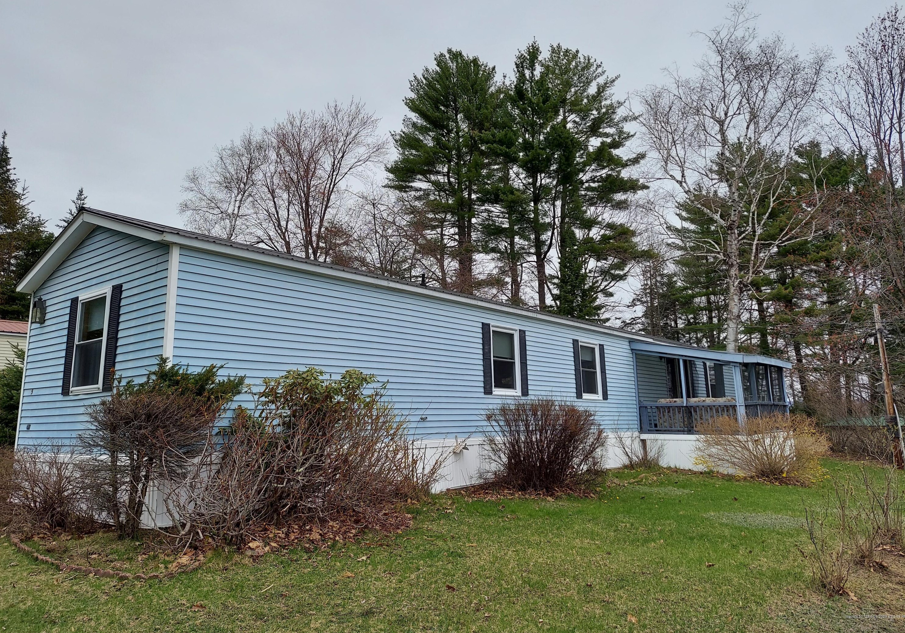 5 Magnolia Dr, Norway, ME 04268
