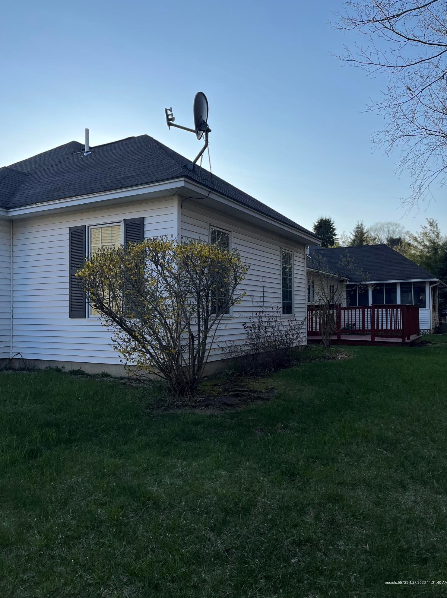 14 Joseph Dr, Gorham, ME 04038-1387