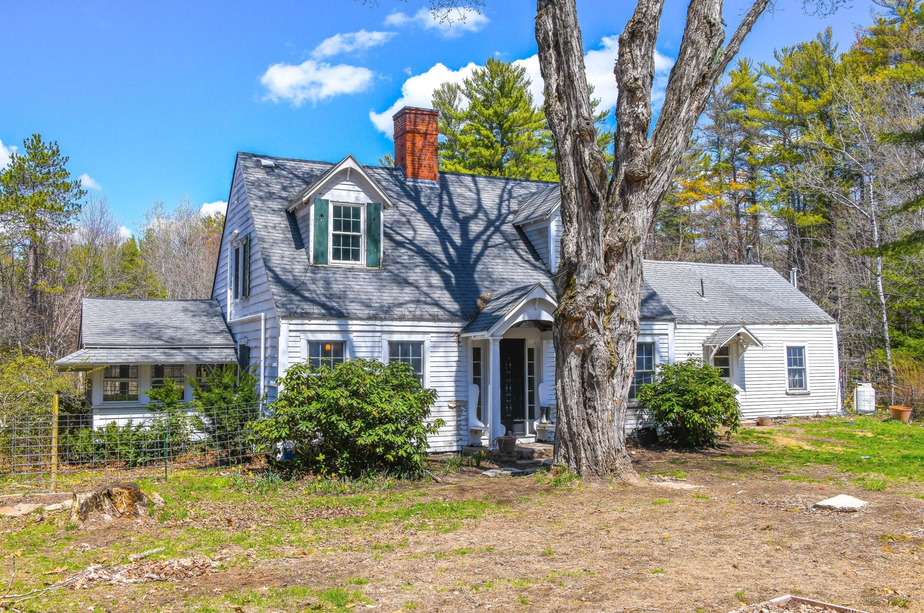 104 Webbs Mills Rd, Frye Island, ME 04071