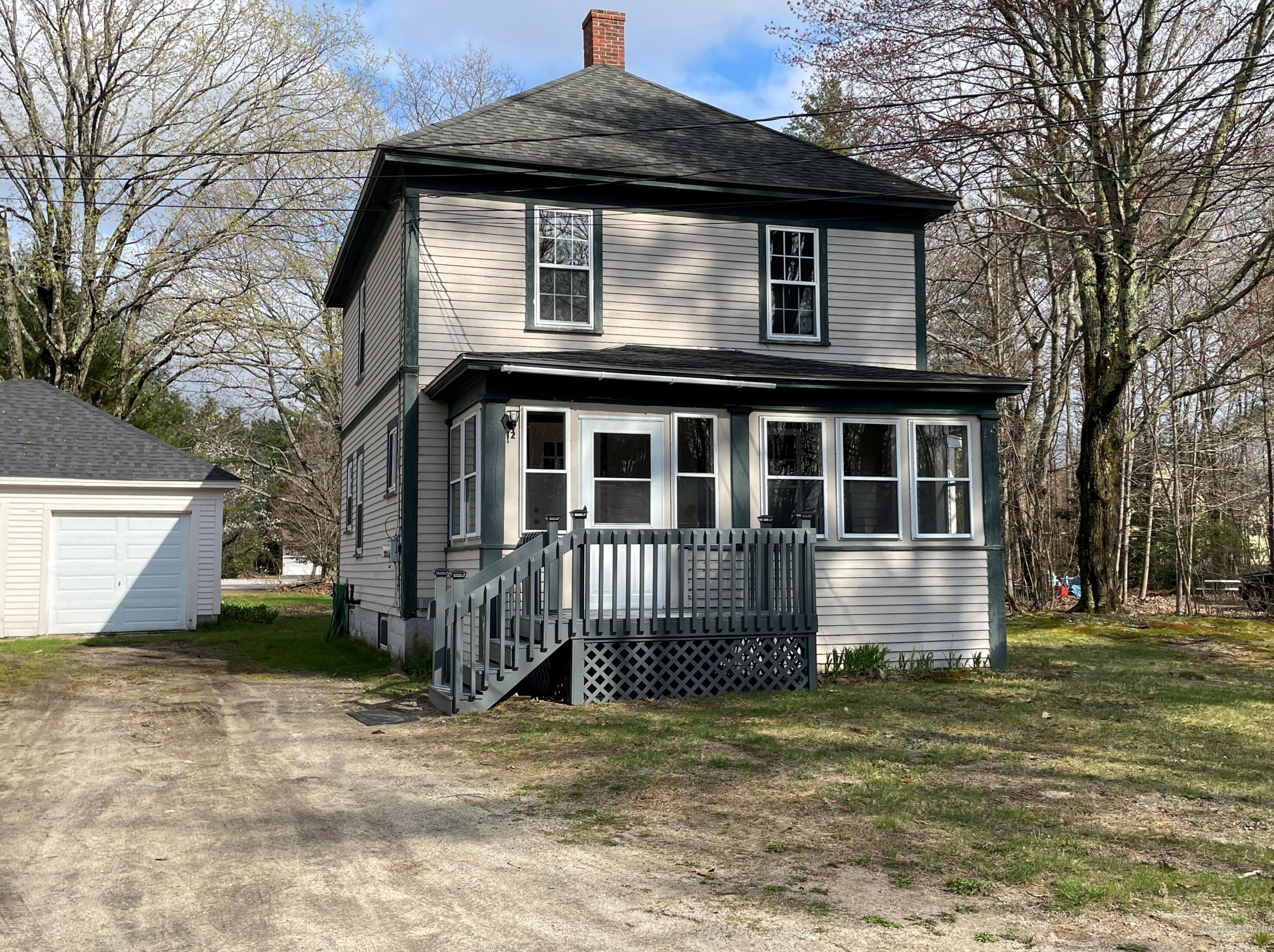 12 Prospect St, Limerick, ME 04048-3526