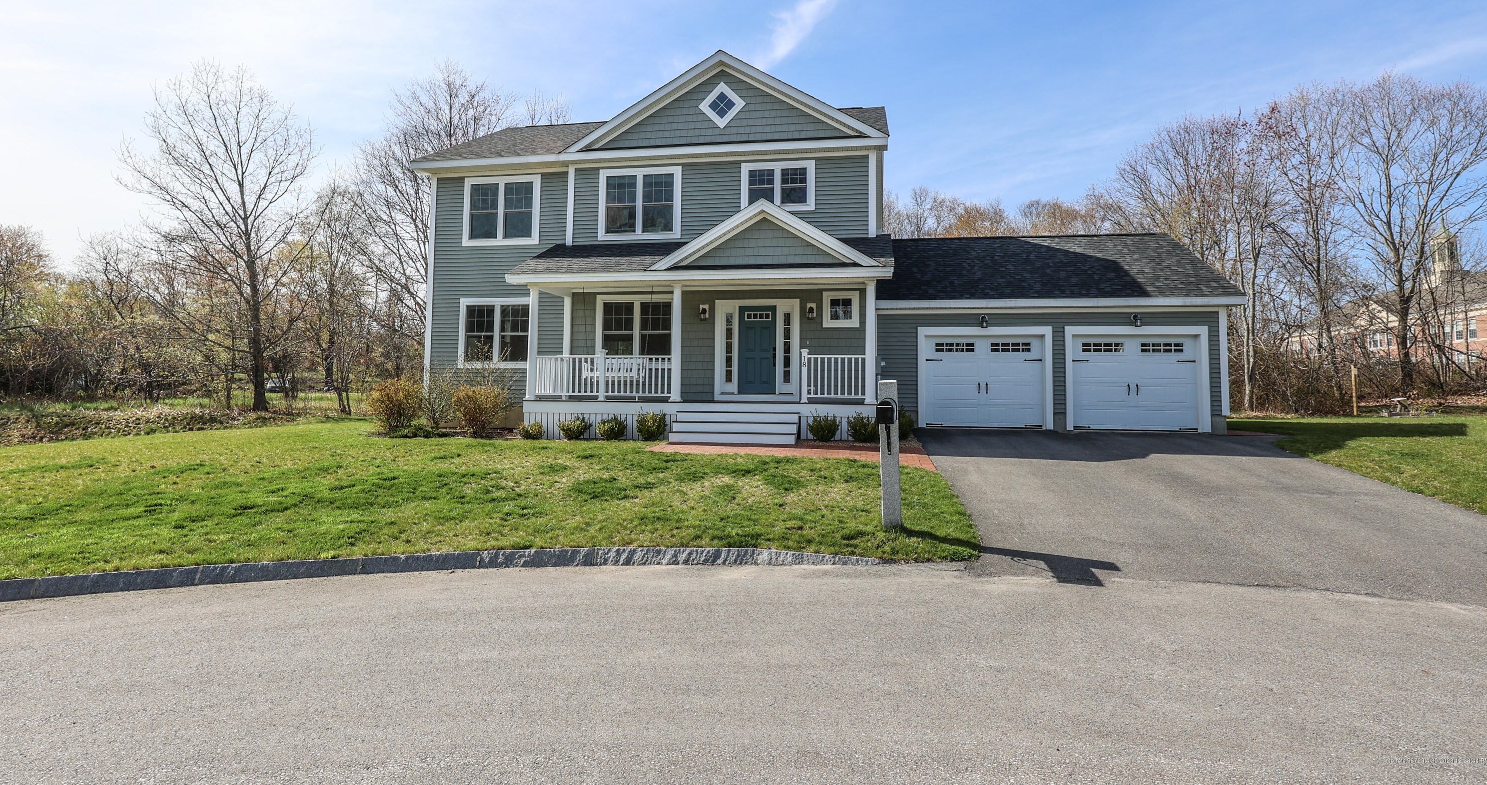 18 School St, Kittery, ME 03904