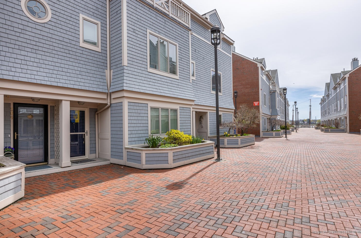 209 Chandlers Wharf, Portland, ME 04101-4650