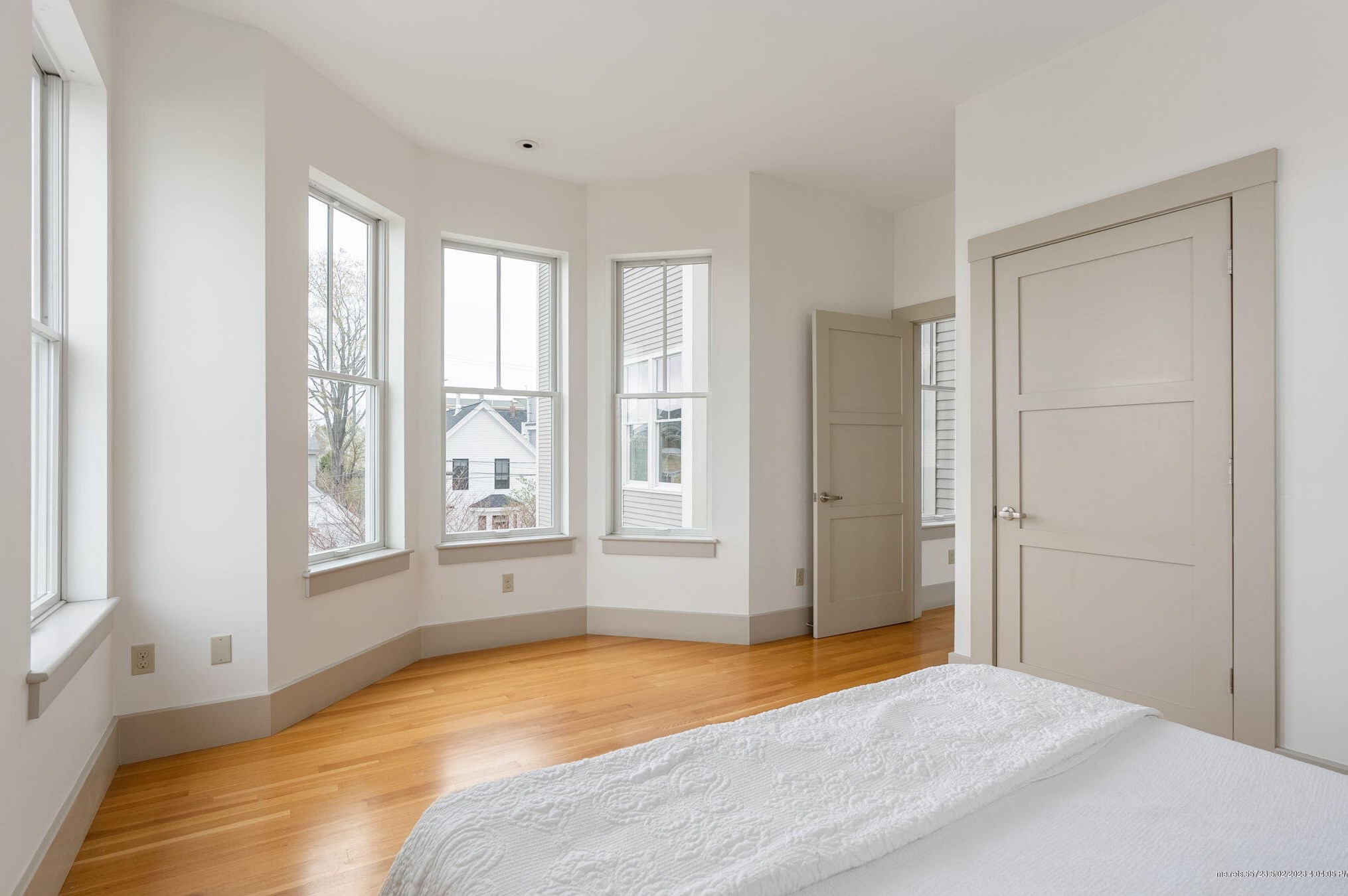 45 Turner St, Portland ME  04101-3219 exterior