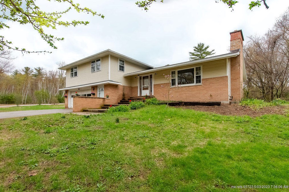 72 Shapleigh Rd, Lebanon, ME 04027