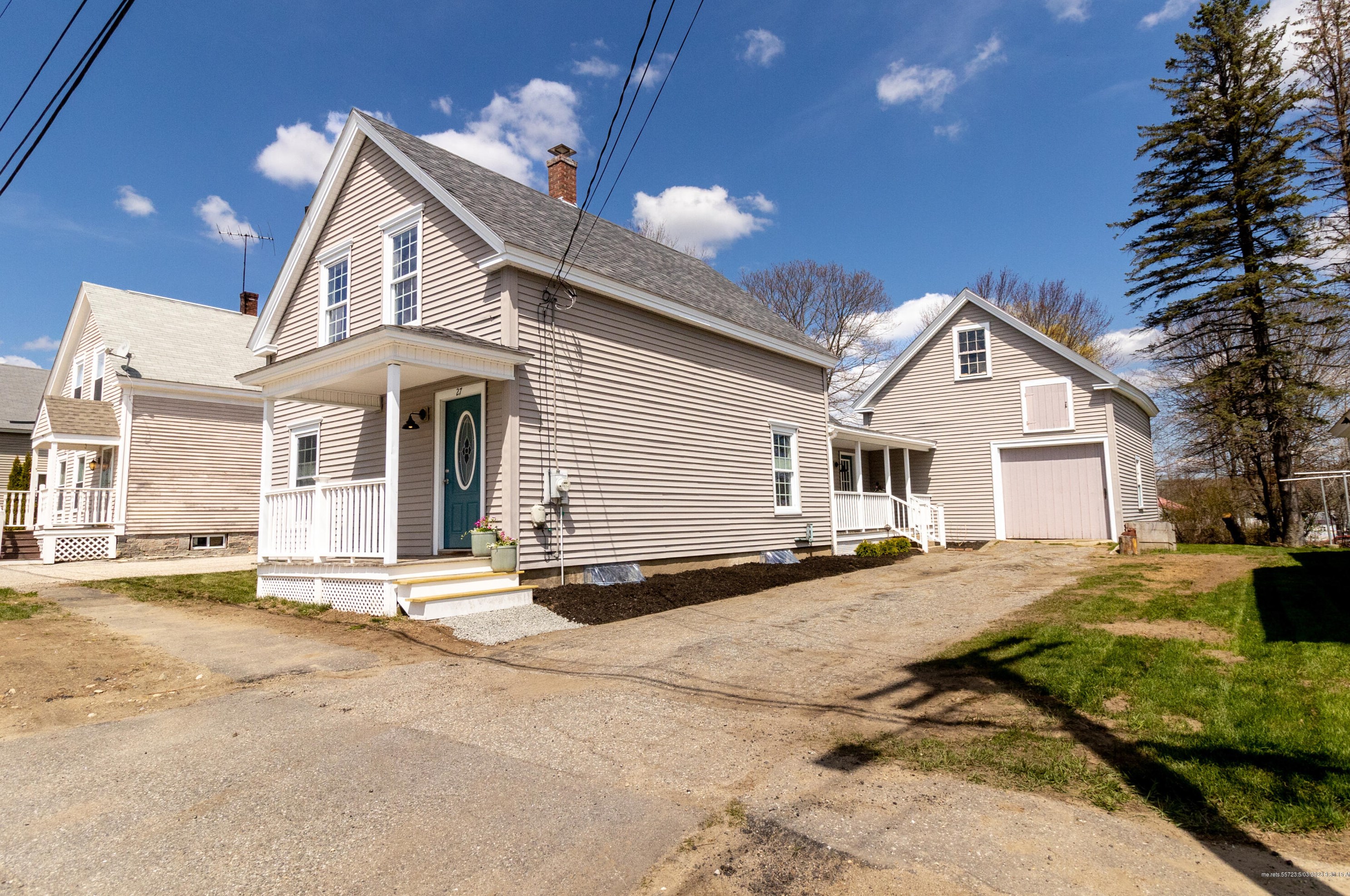27 Park St, Lisbon, ME 04250