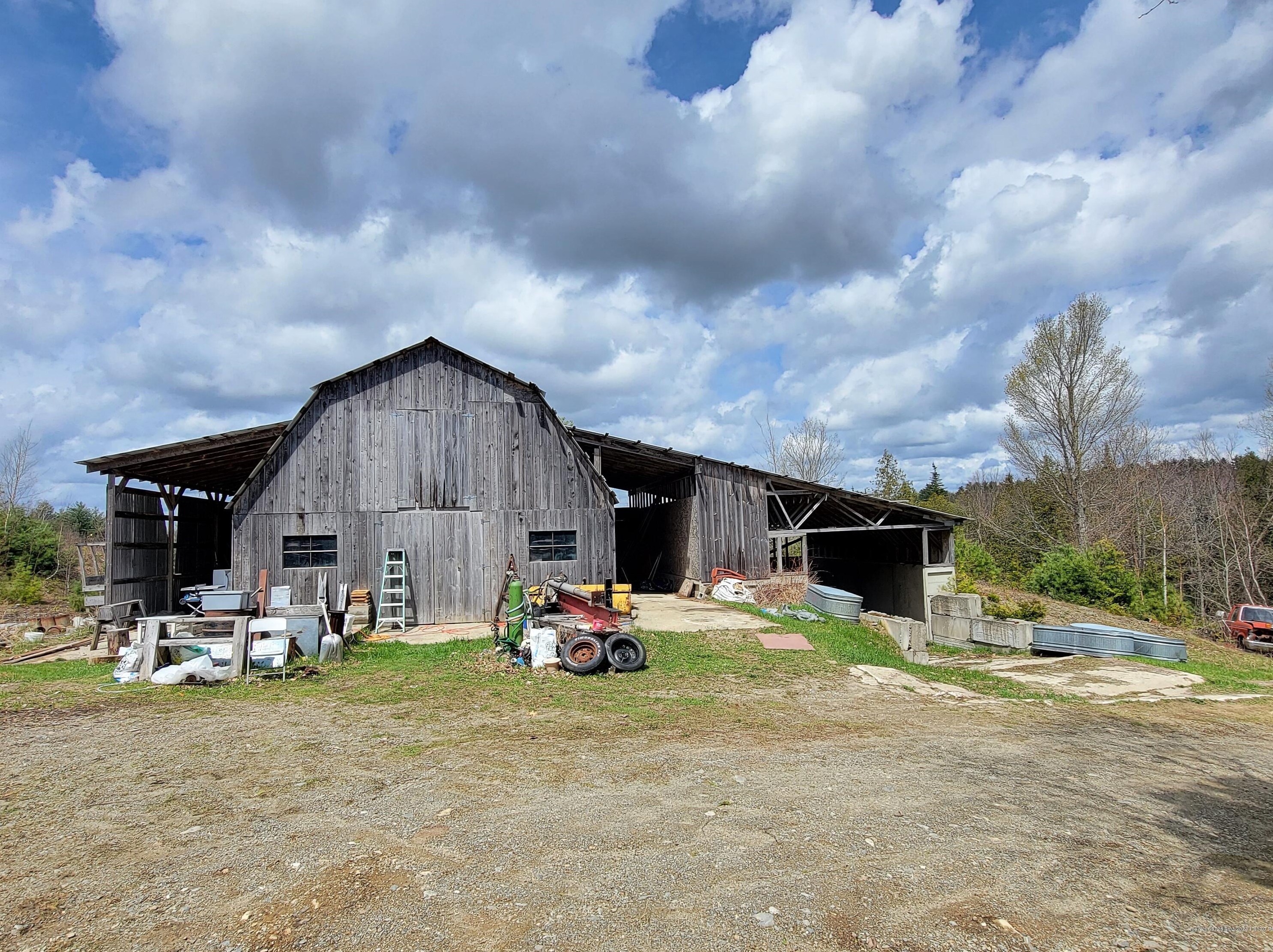 1133 N Palermo Rd, Freedom, ME 04941