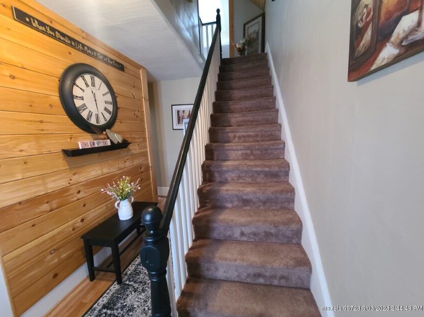 18 Rowell St, Madison ME  04950-1212 exterior