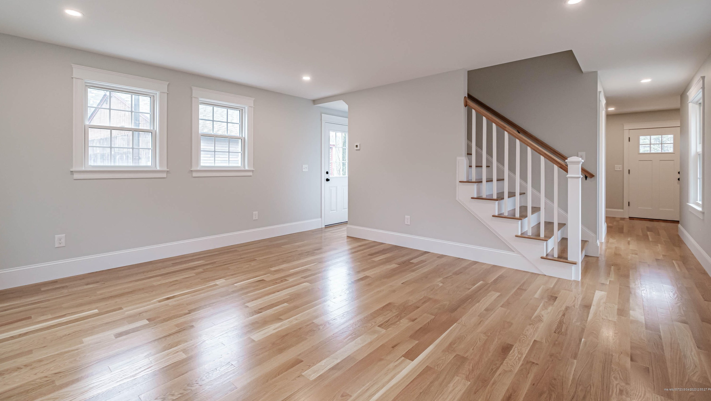 65 Vista Dr, Windham ME  04062-4445 exterior