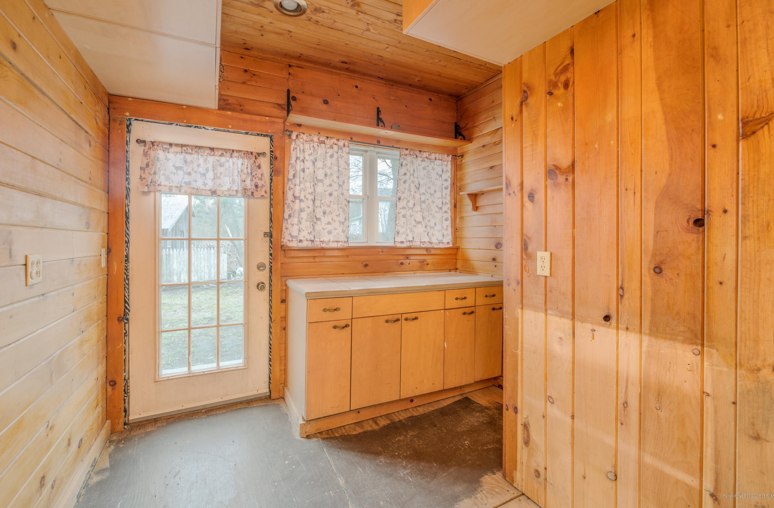 80 Main St, Starks ME  04911-3322 exterior