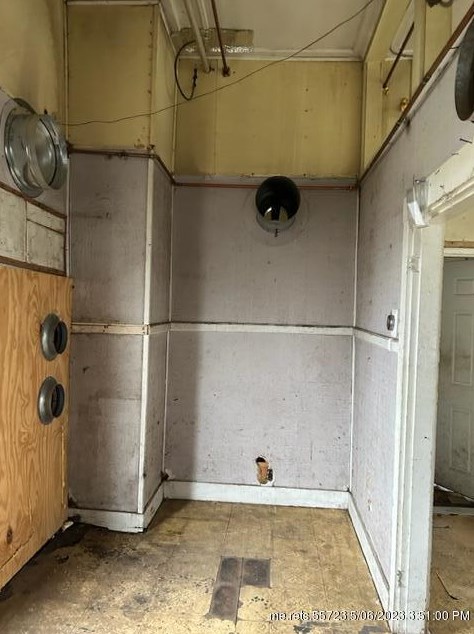 19 Railroad Ave, Sebec ME  04426-1113 exterior