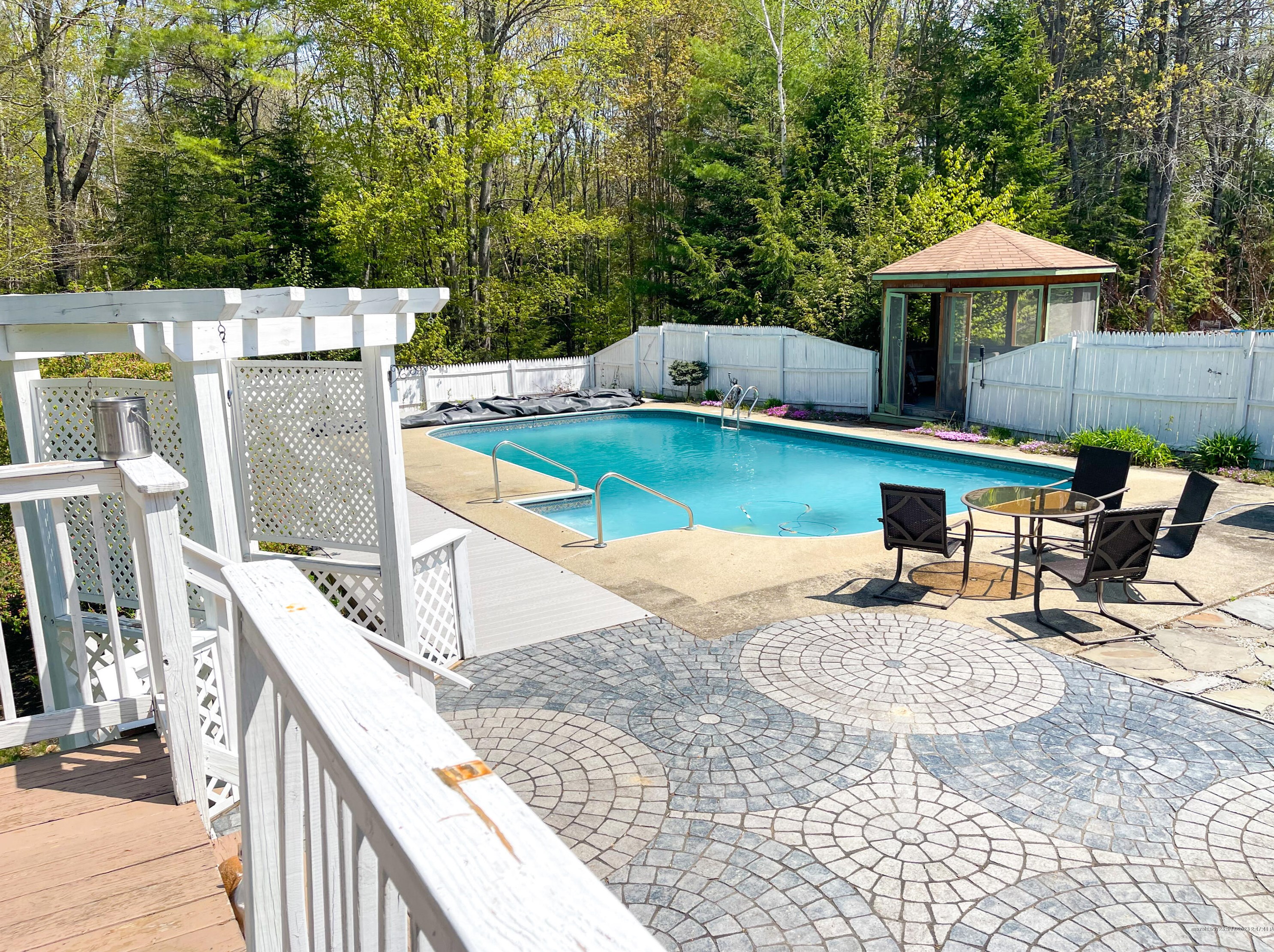 20 Hemlock Dr, Durham ME  04222-5106 exterior