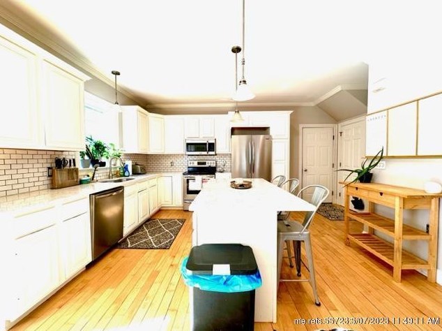 184 Falmouth Rd, Windham ME  04062-4542 exterior