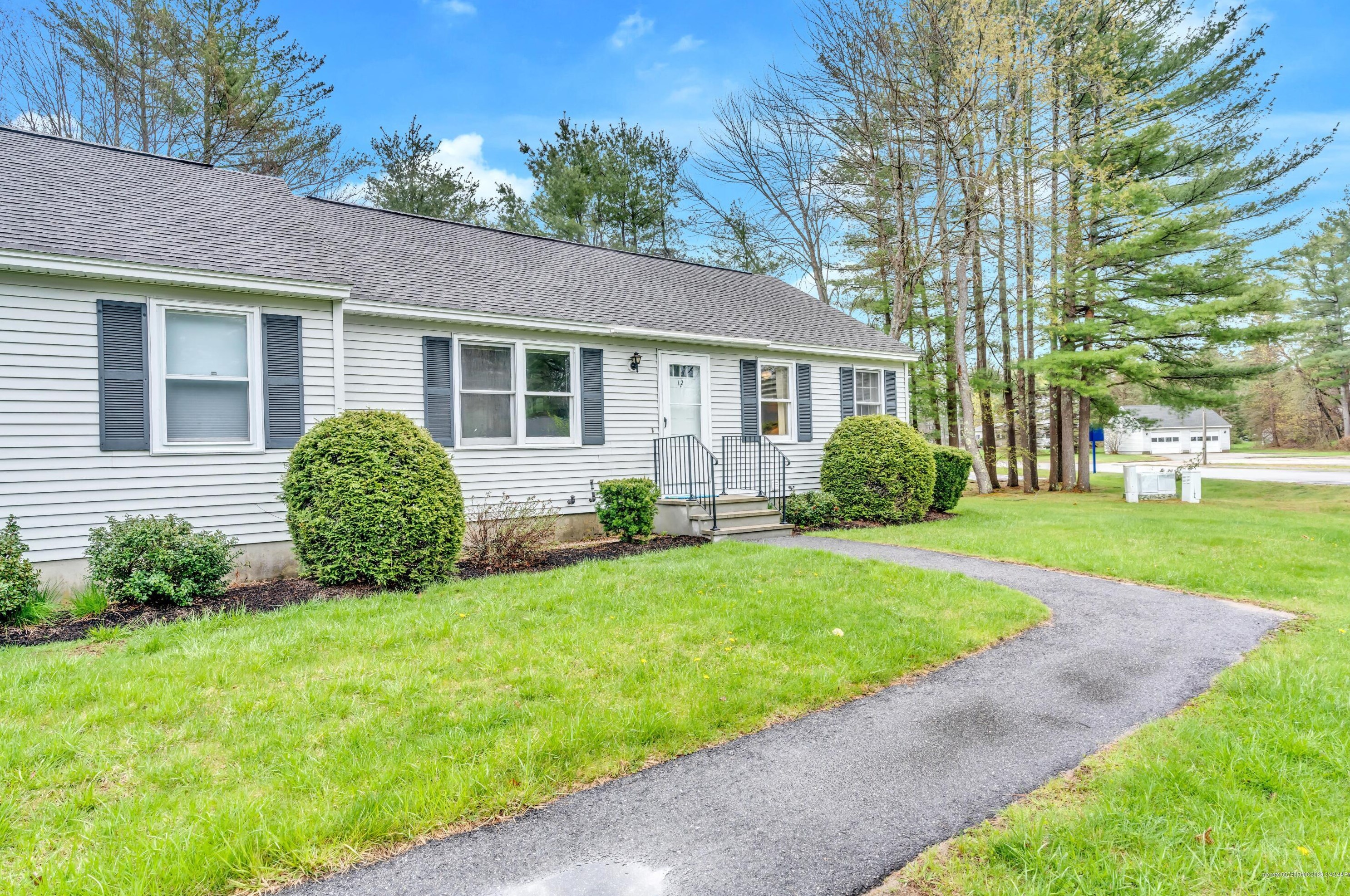 48 Garfield St #12, Saco, ME 04072