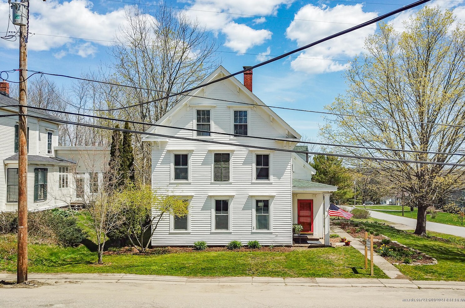 46 Knox St, Thomaston, ME 04861