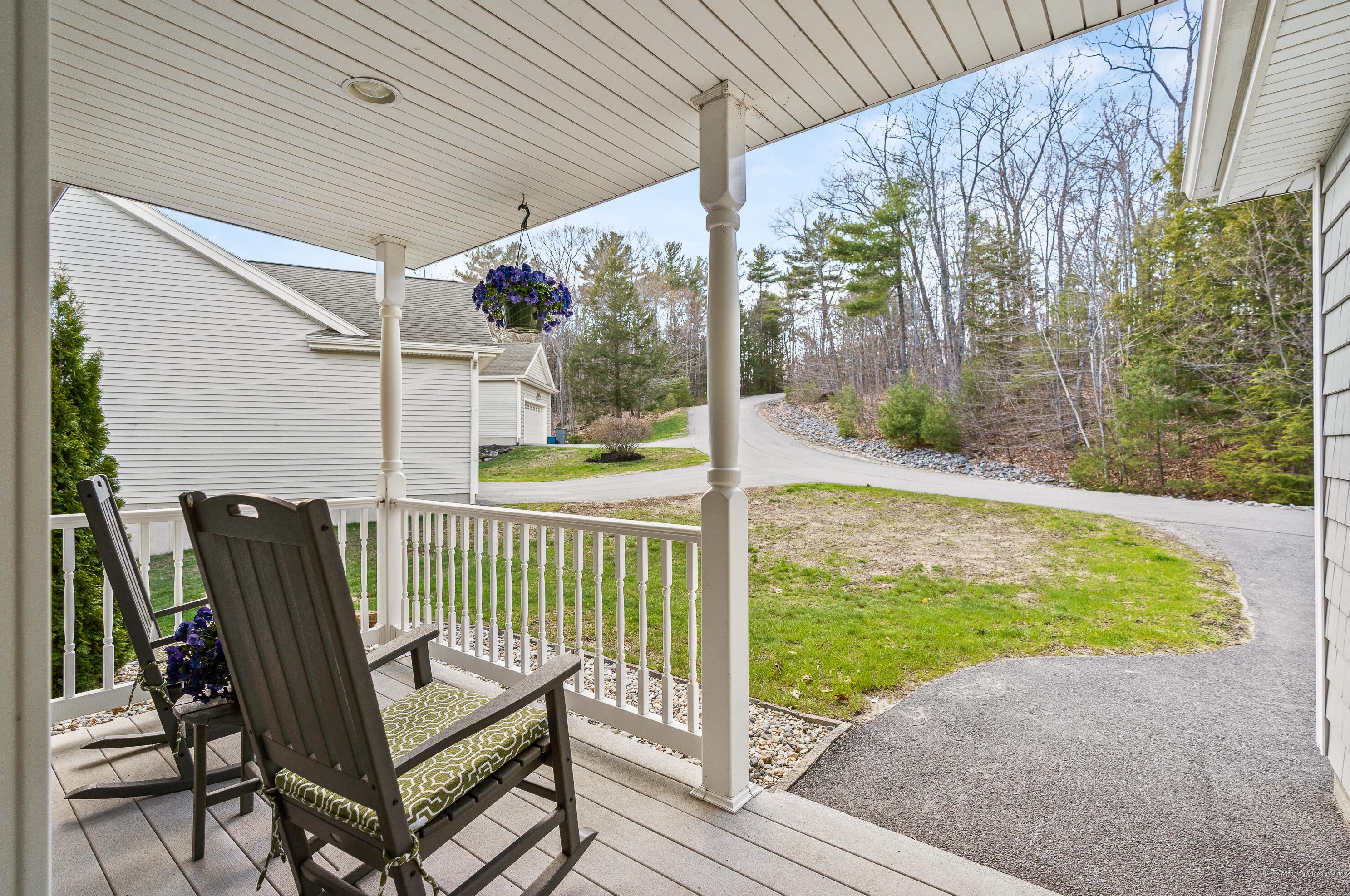 38 Carriage Ln #3, Mere Point, ME 04011